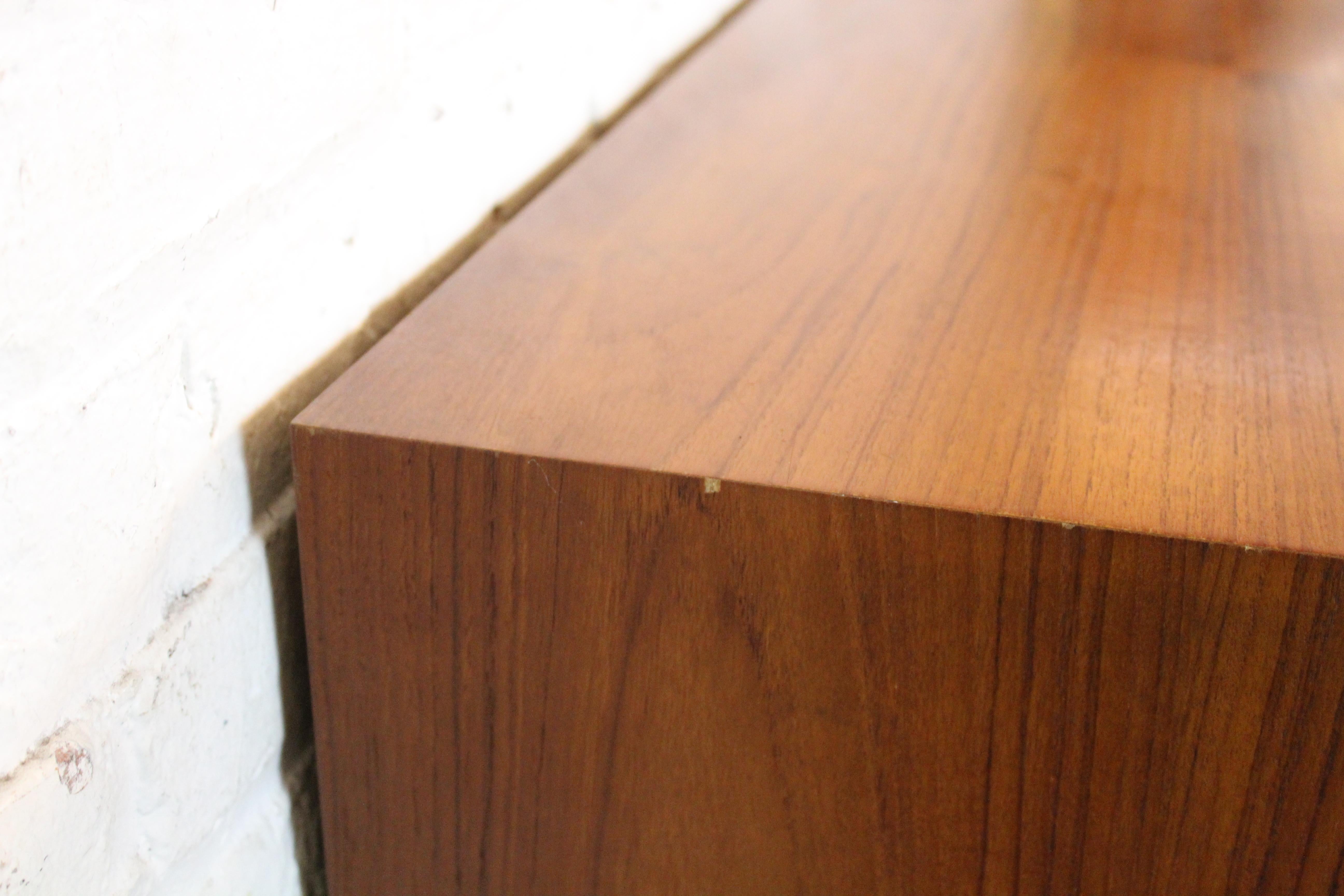 Comò a tamburo in teak danese vintage di Danflex Systems in vendita 6