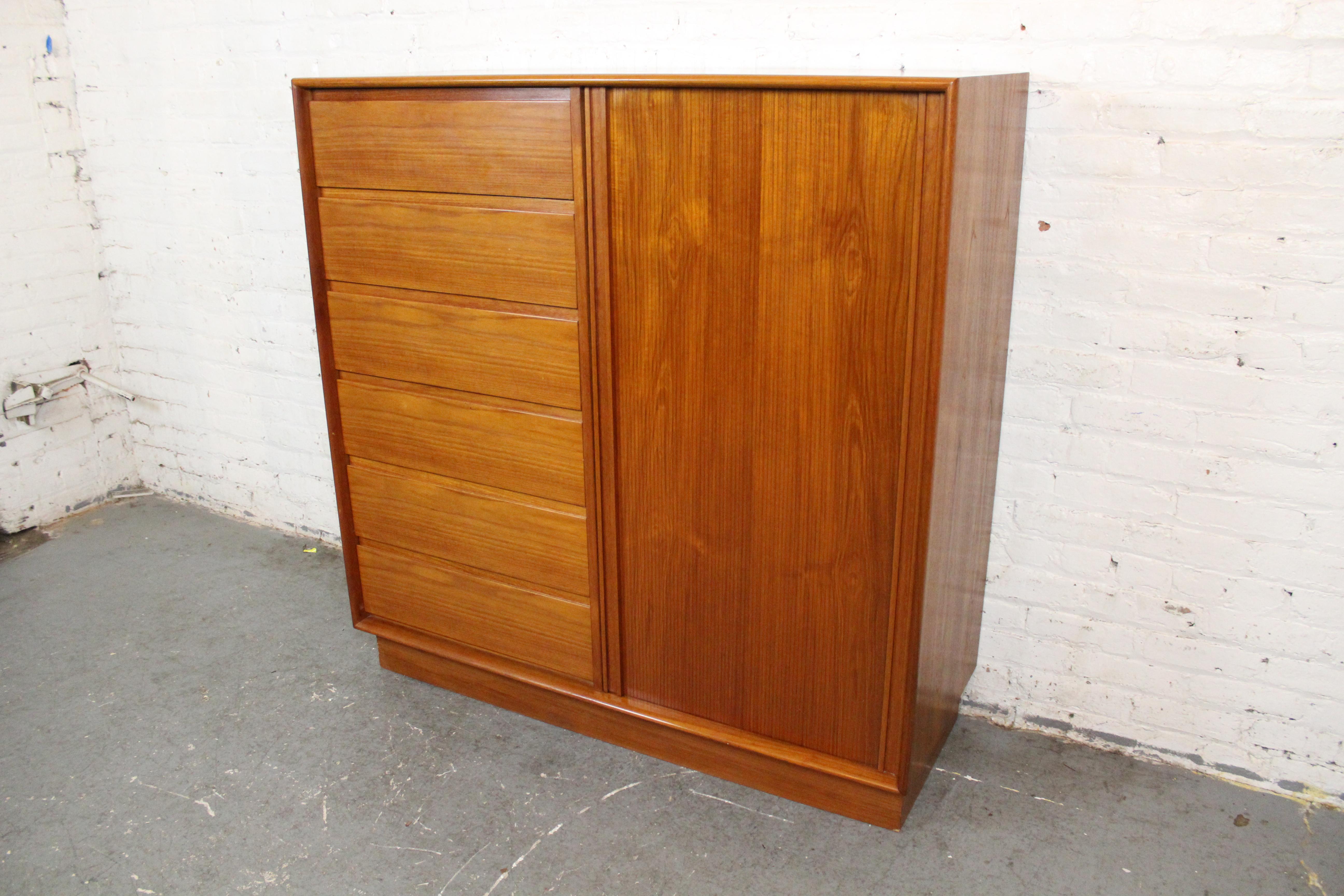 Mid-Century moderno Comò a tamburo in teak danese vintage di Danflex Systems in vendita