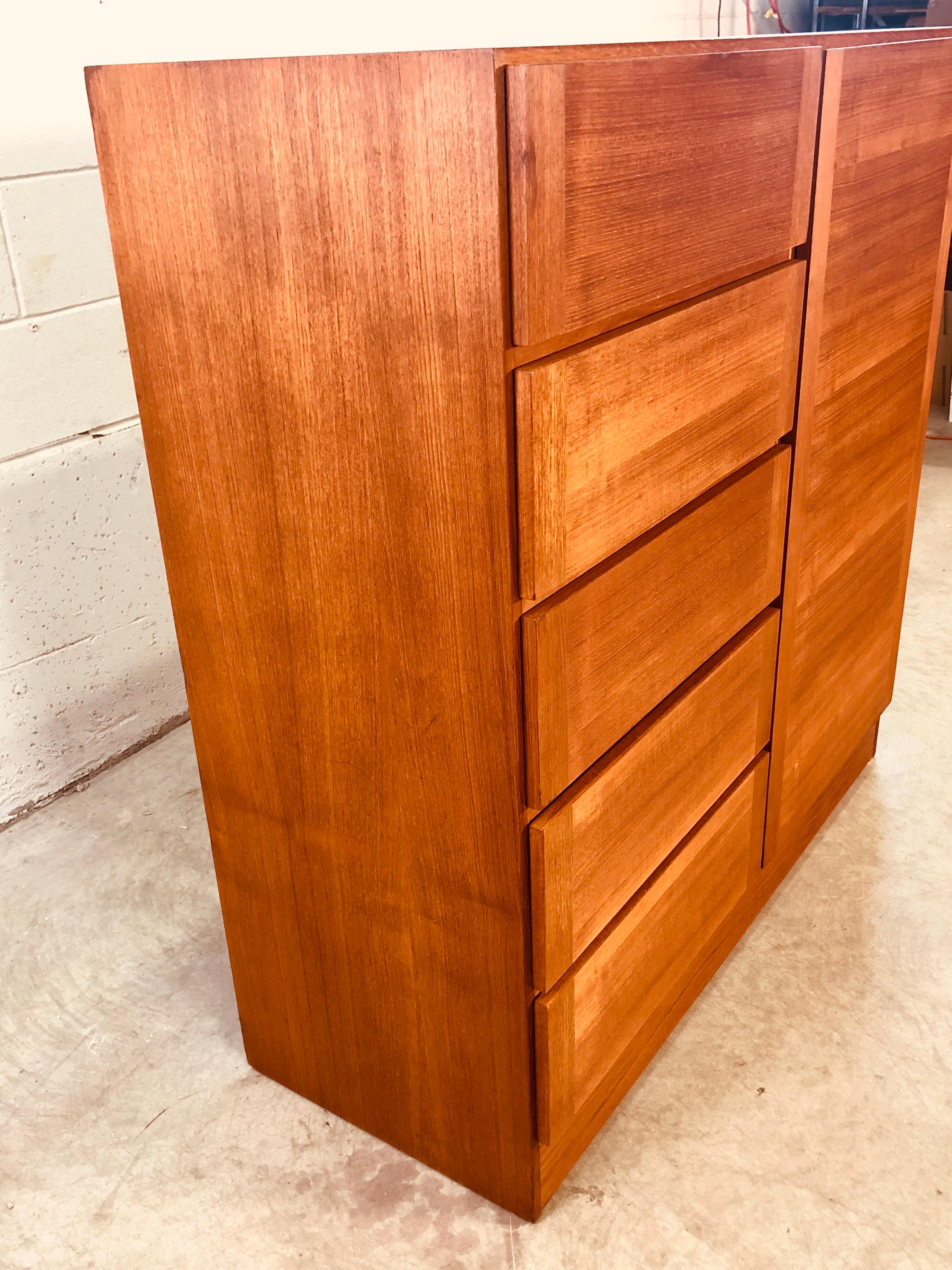 Vintage Danish Teak Wardrobe Armoire In Good Condition For Sale In Amherst, NH