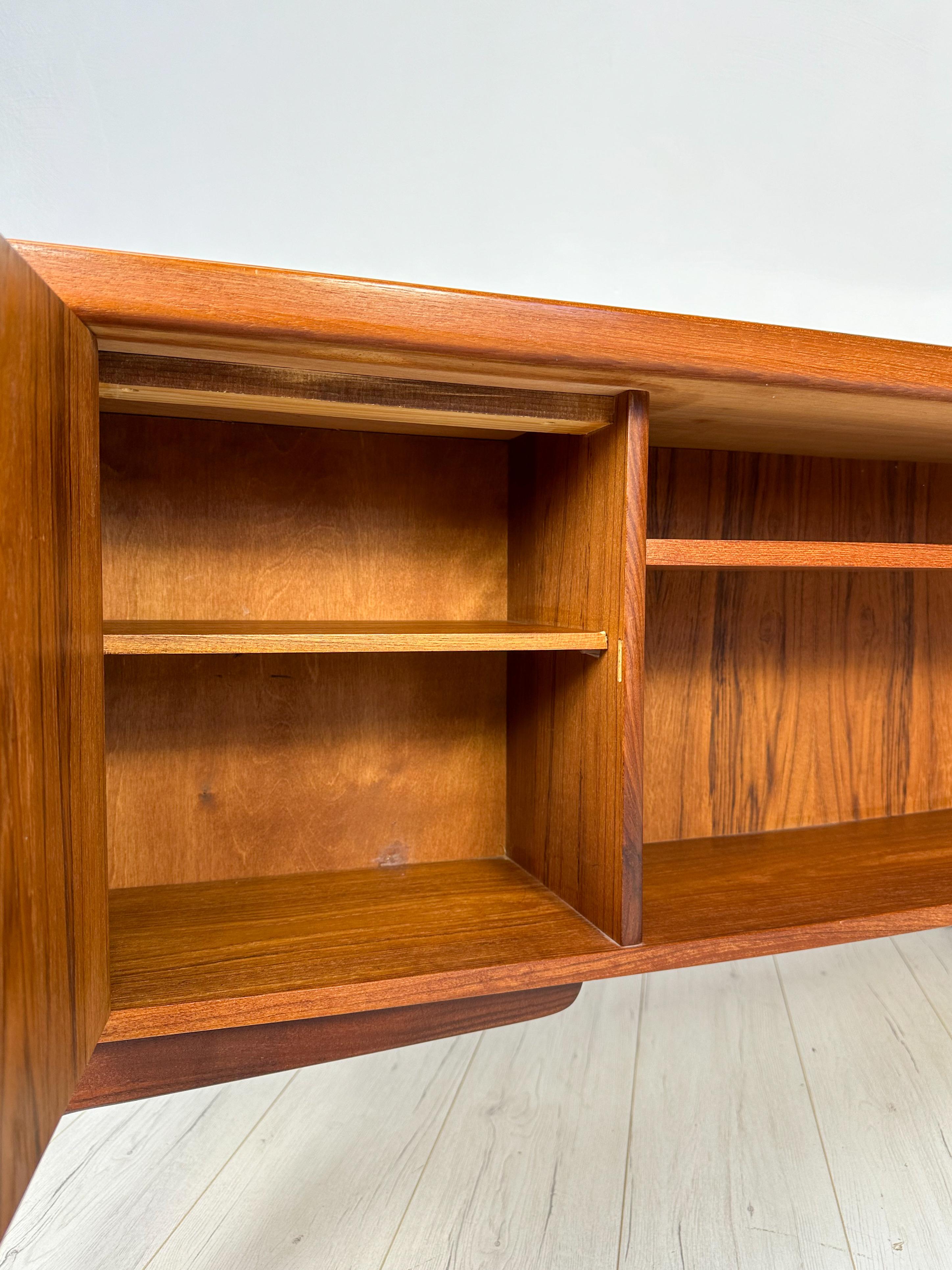 Vintage Danish Teak Writing Desk by Svend Åge Madsen for H.P. Hansen, 1960s For Sale 8