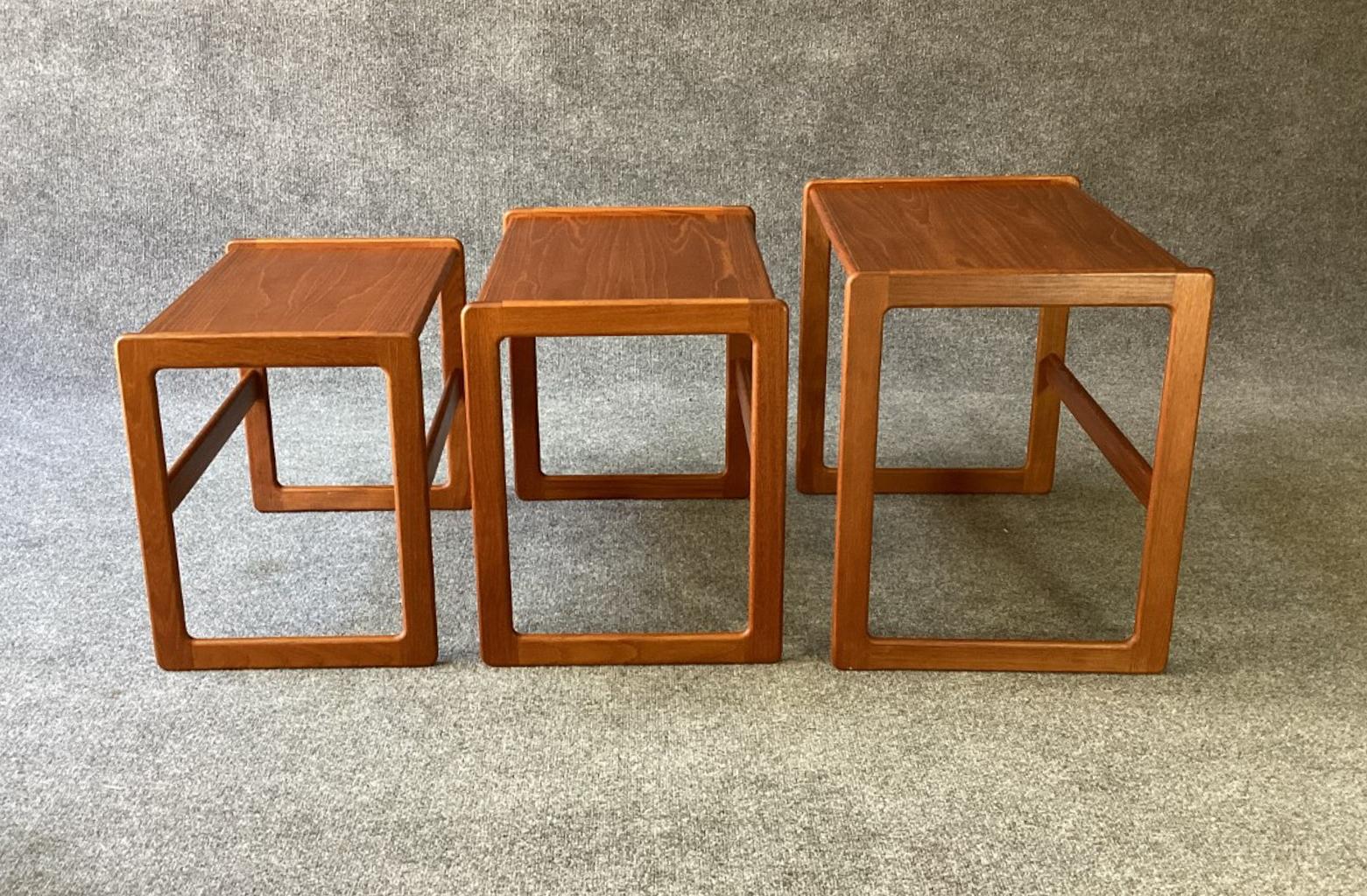 Vintage Danish Trio Teak Nesting Tables Attributed to Arne Hovmand-Olsen In Good Condition For Sale In Philadelphia, PA