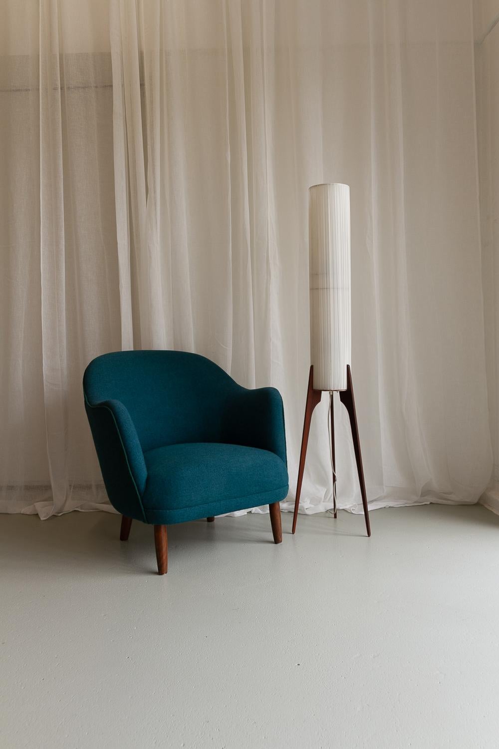 Vintage Danish Tripod Rocket Floor Lamp, 1960s. For Sale 10