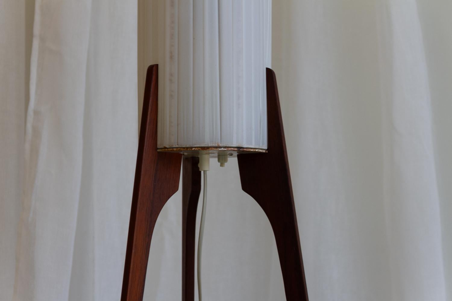 Scandinavian Modern Vintage Danish Tripod Rocket Floor Lamp, 1960s. For Sale