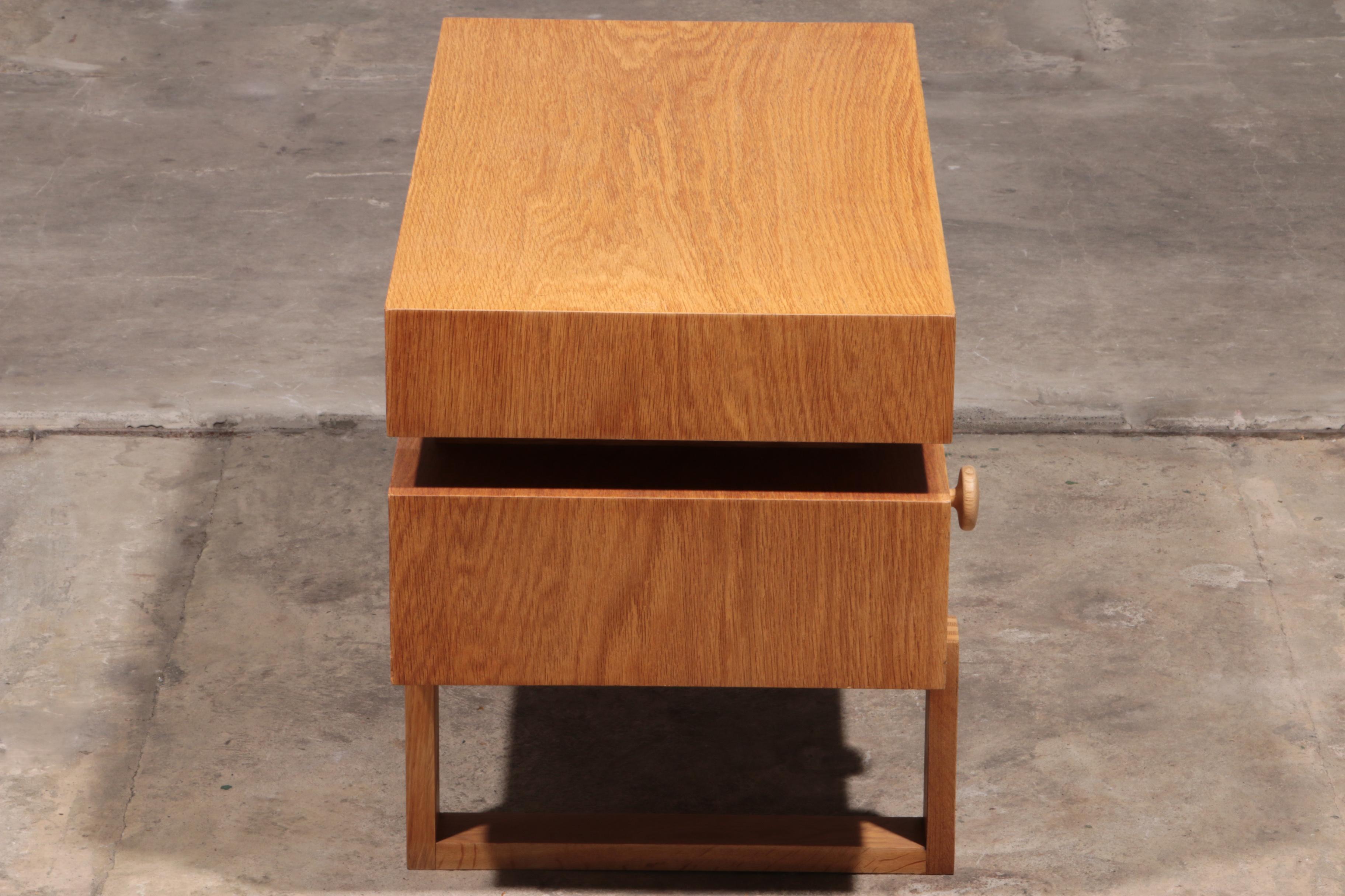 Vintage Danish TV Cabinet - Mid-Century Modern Design For Sale 3
