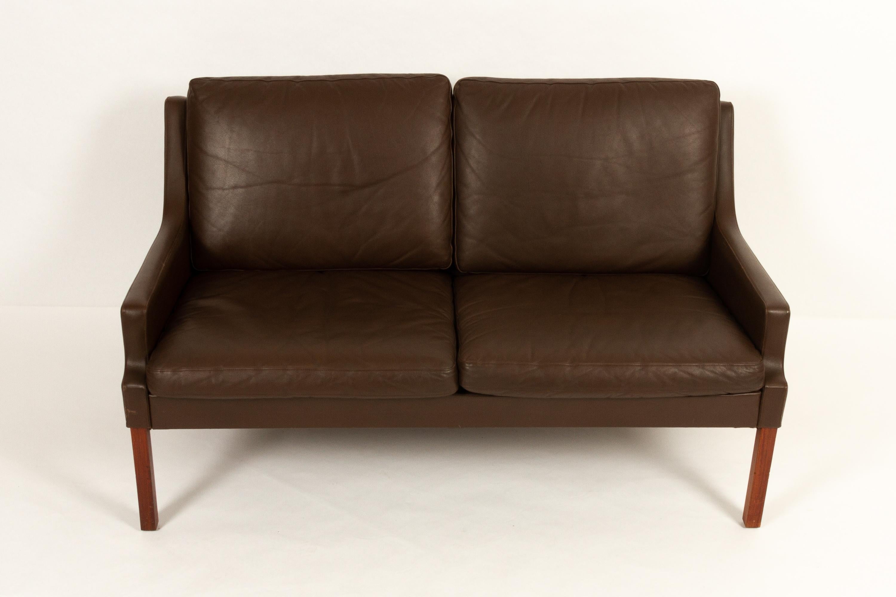 Vintage Danish Two-Seat Leather Sofa by Georg Thams for Vejen Møbelfabrik, 1970 4