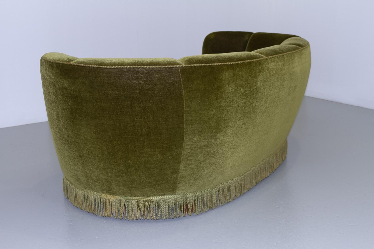 Vintage Danish Velvet Art Deco Banana Sofa, 1940s. 6