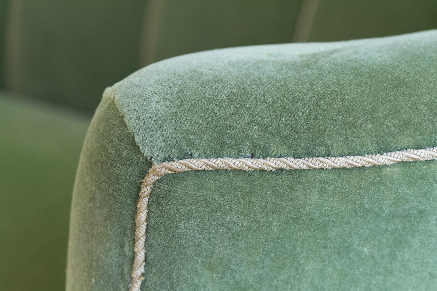 Vintage Danish Velvet Art Deco Banana Sofa, 1940s. 12