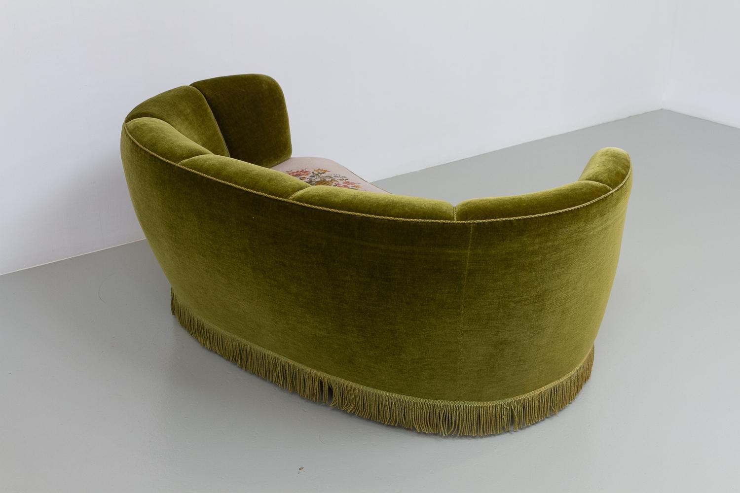 Vintage Danish Velvet Art Deco Banana Sofa, 1940s. 16