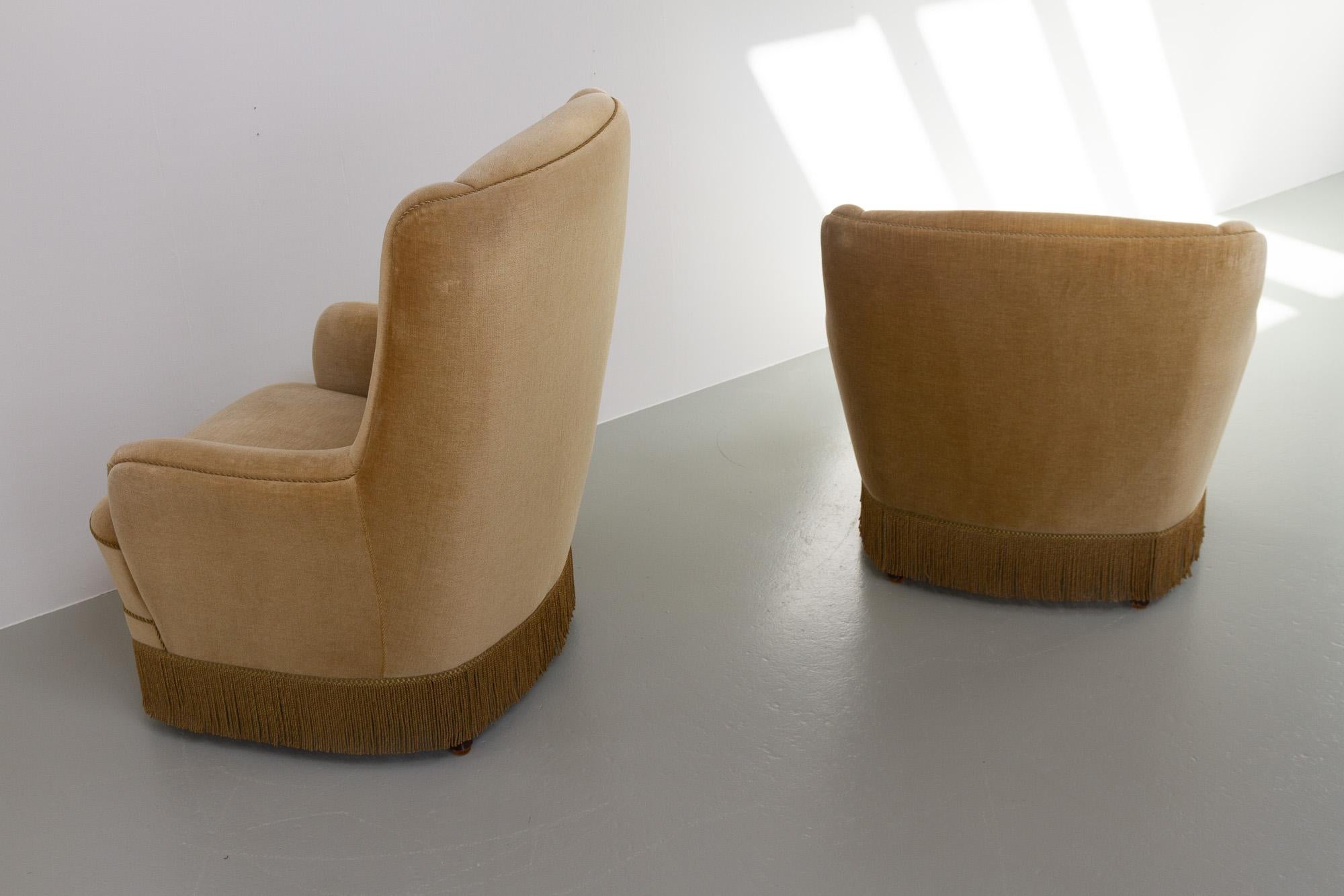 Vintage Danish Velvet Lounge Chairs, 1940s, Set of 2 For Sale 4