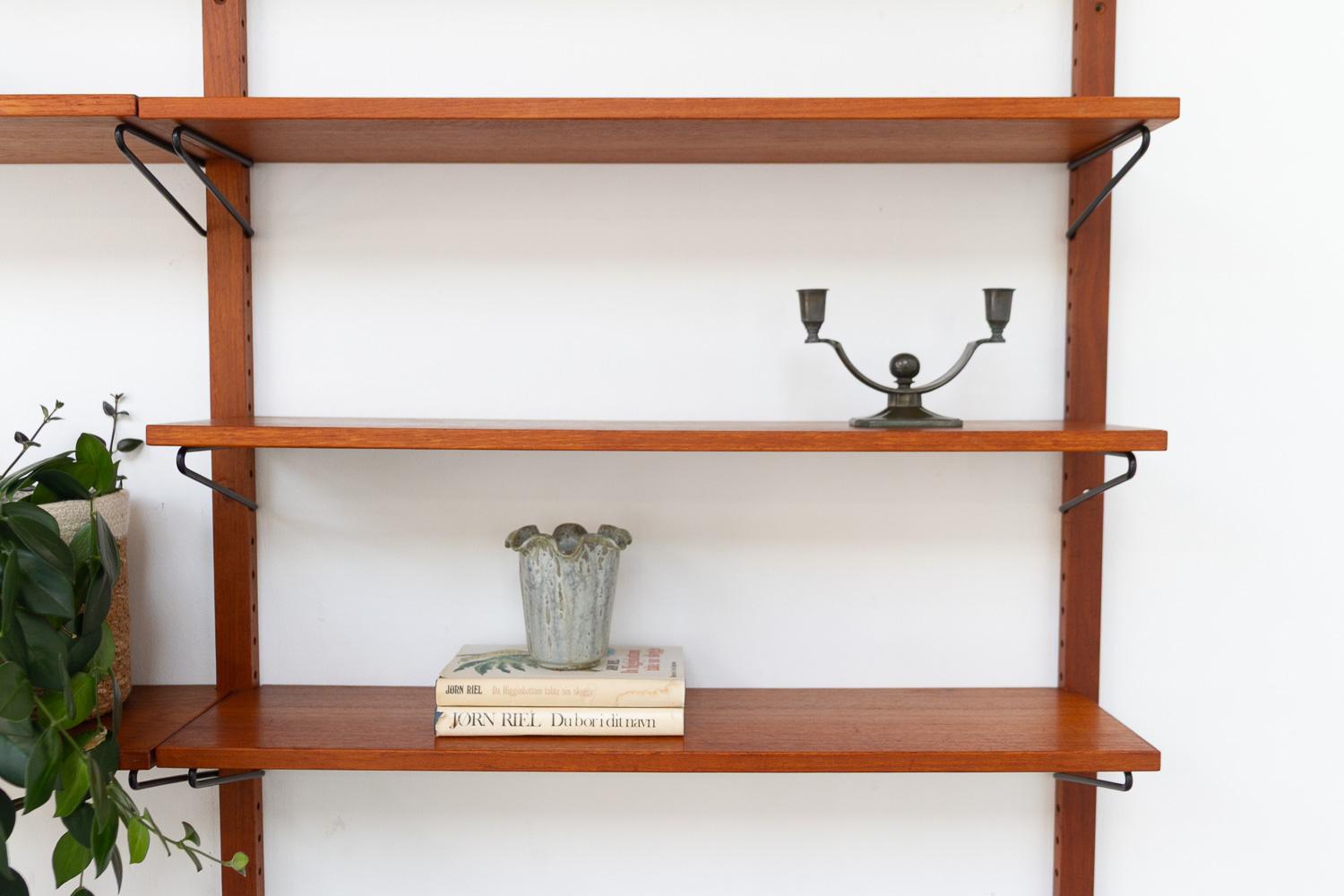 Vintage Danish Wall Mounted Teak Shelving System, 1960s. en vente 2