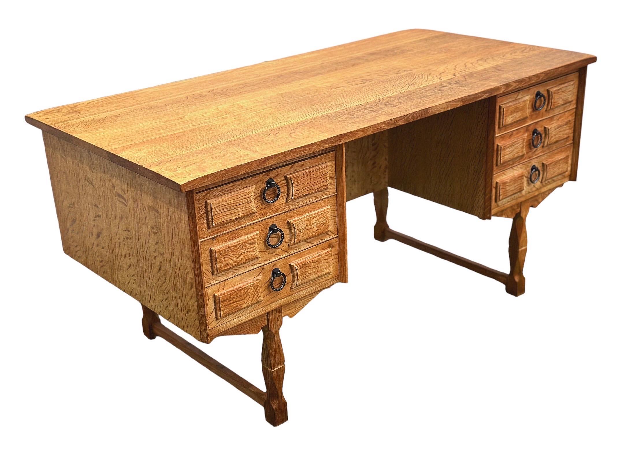 Dänischer Schreibtisch aus weißer Eiche im Vintage-Stil - Henning Kjaernulf - Organisch Skandinavisch im Angebot 1