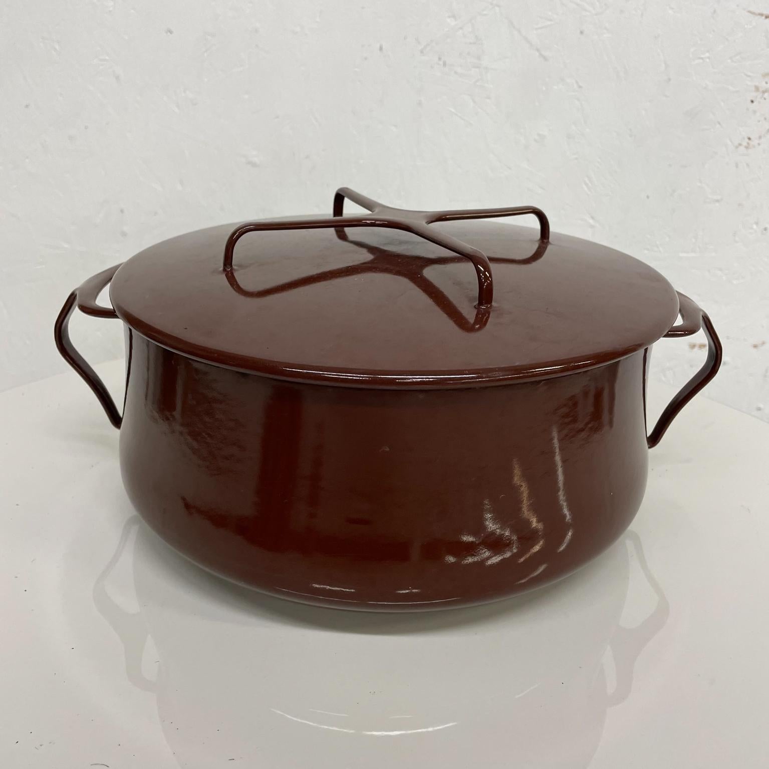 Dansk Casserole pot
Vintage DANSK Brown Enamelware Casserole Covered Pot Trivet Top IHQ FRANCE 1956
Designed by Jens Herald Quistgaard made in France, Kobenstyle Line introduced in 1956.
Maker stamp present
13 width x 10.25 diameter x 5.5