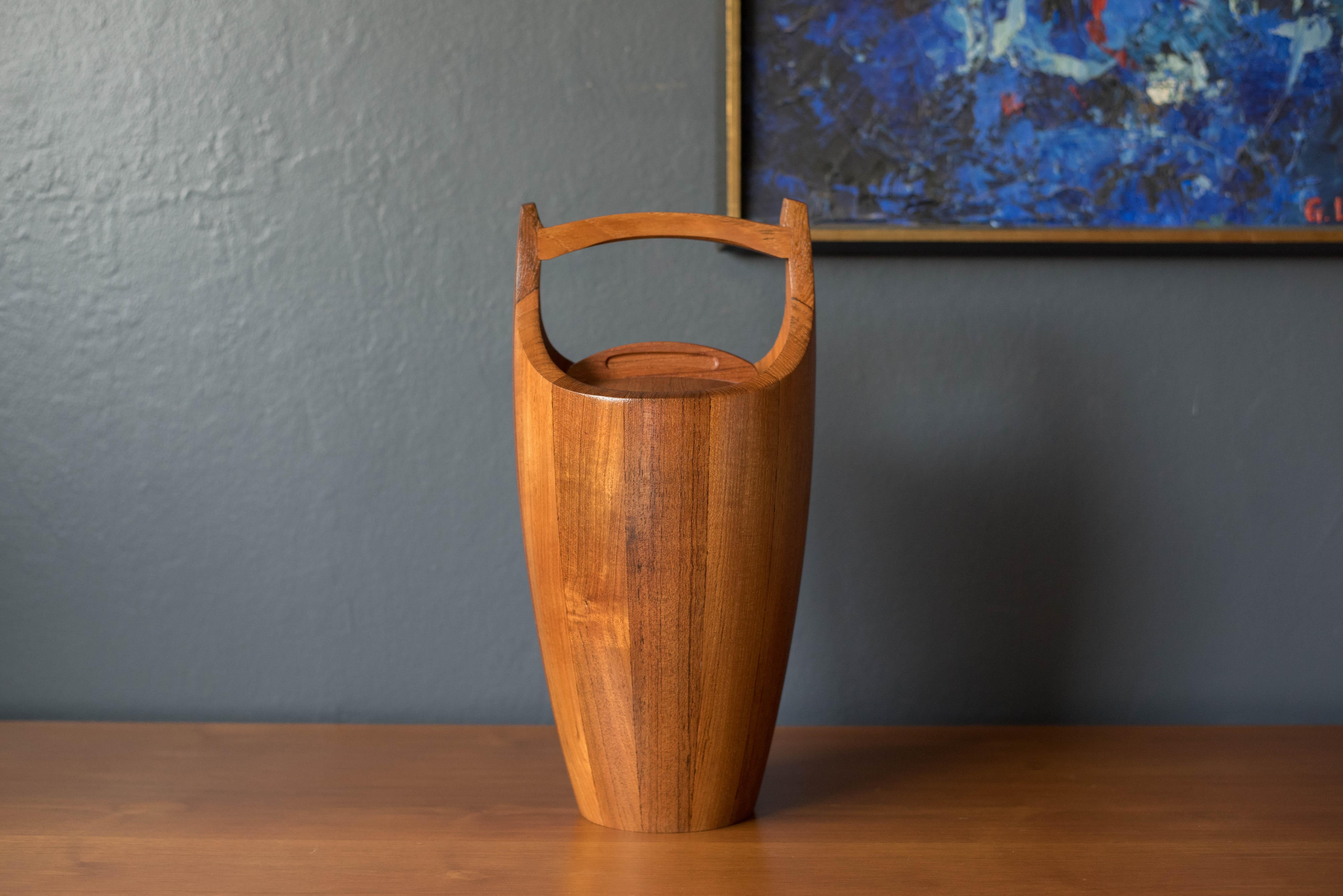 Mid-century Dansk ice bucket in teak designed by Jens Quistgaard. This collectible piece is made of solid teak and includes the plastic orange liner.

 


Offered by Mid Century Maddist