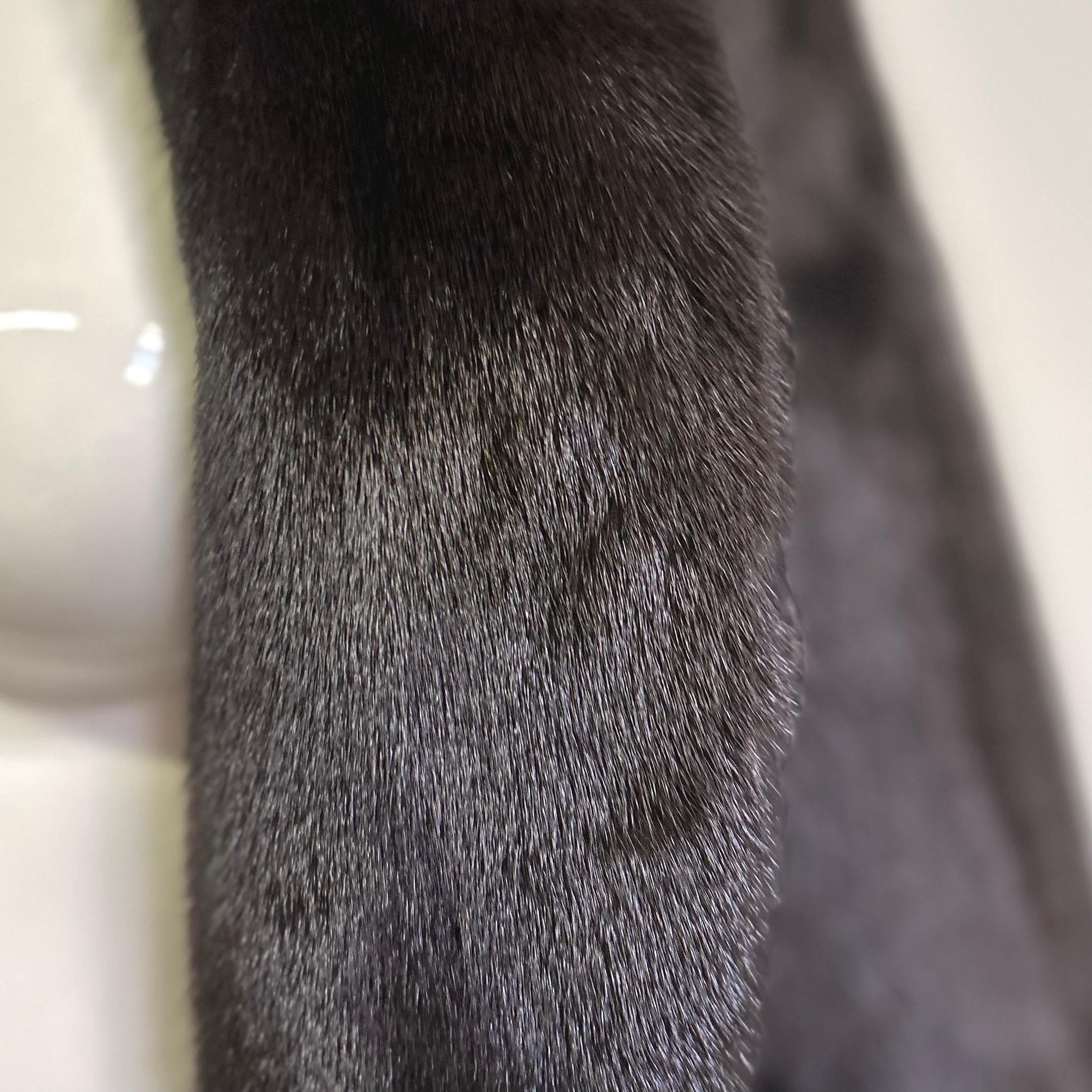Vintage Dark Brown Full Length Mink Fur Coat In Excellent Condition For Sale In Sparks, NV