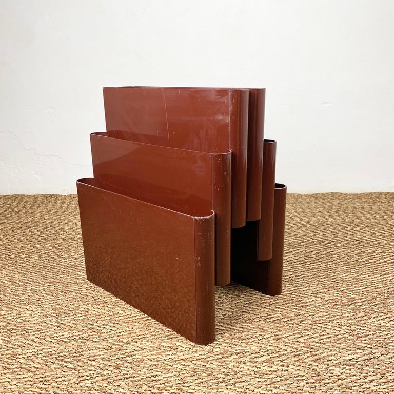 Vintage Dark Brown Giotto Stoppino's Kartell Magazine Rack, 1970s For Sale at 1stDibs