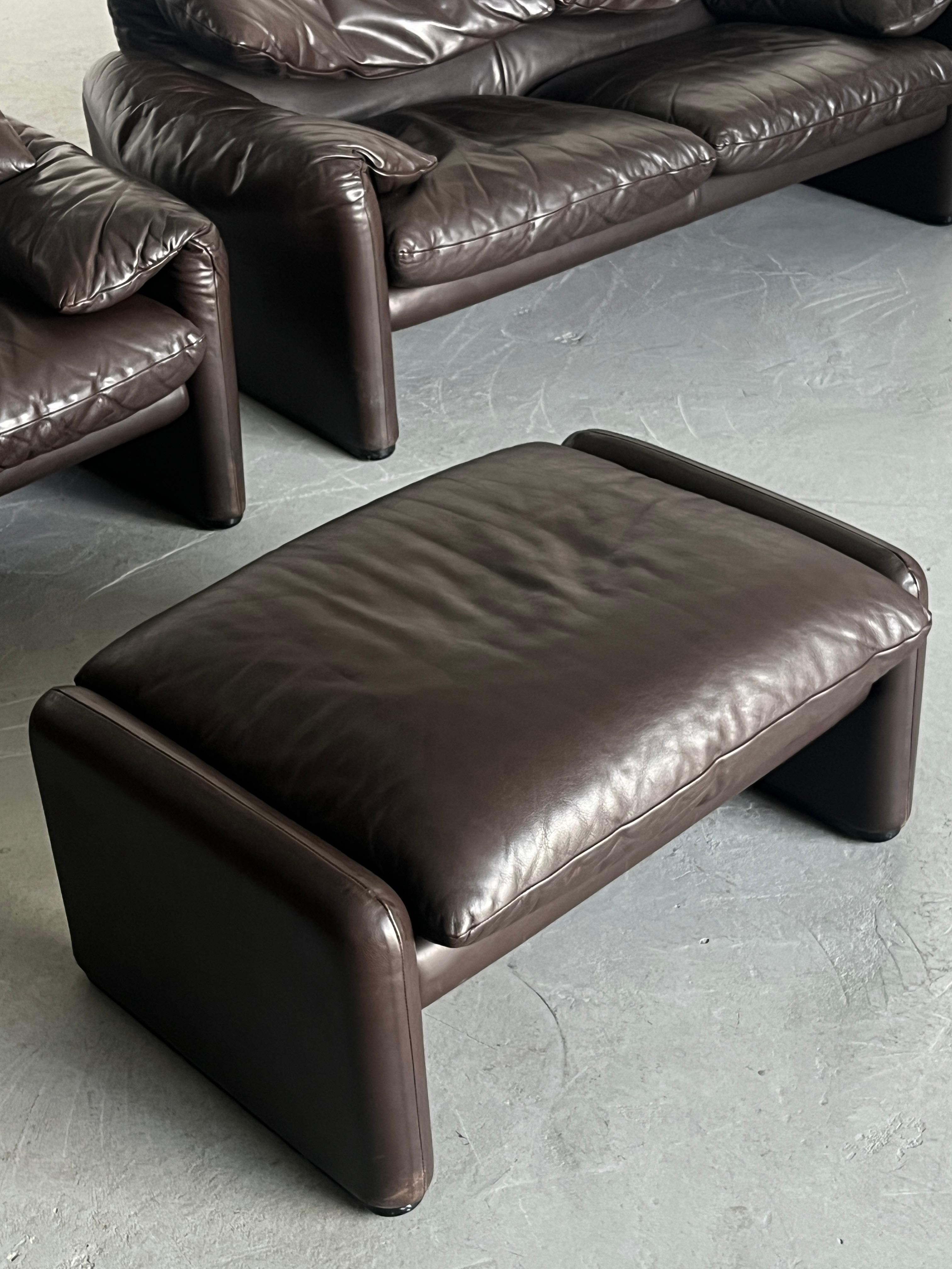 Vintage Dunkelbraun 'Maralunga' Ensemble Set von Vico Magistretti für Cassina, 70er Jahre im Angebot 2