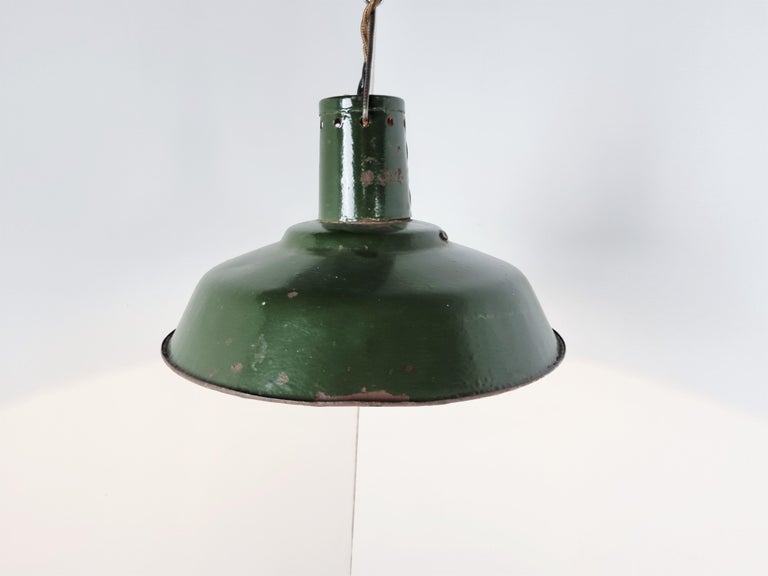 Industrial Vintage dark green enamel industrial pendant lights, 1960s For Sale