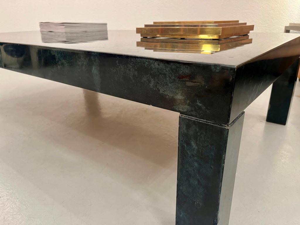 Mesa baja vintage de piel de cabra lacada en verde oscuro de Aldo Tura, Italia, ca. 1970 finales del siglo XX