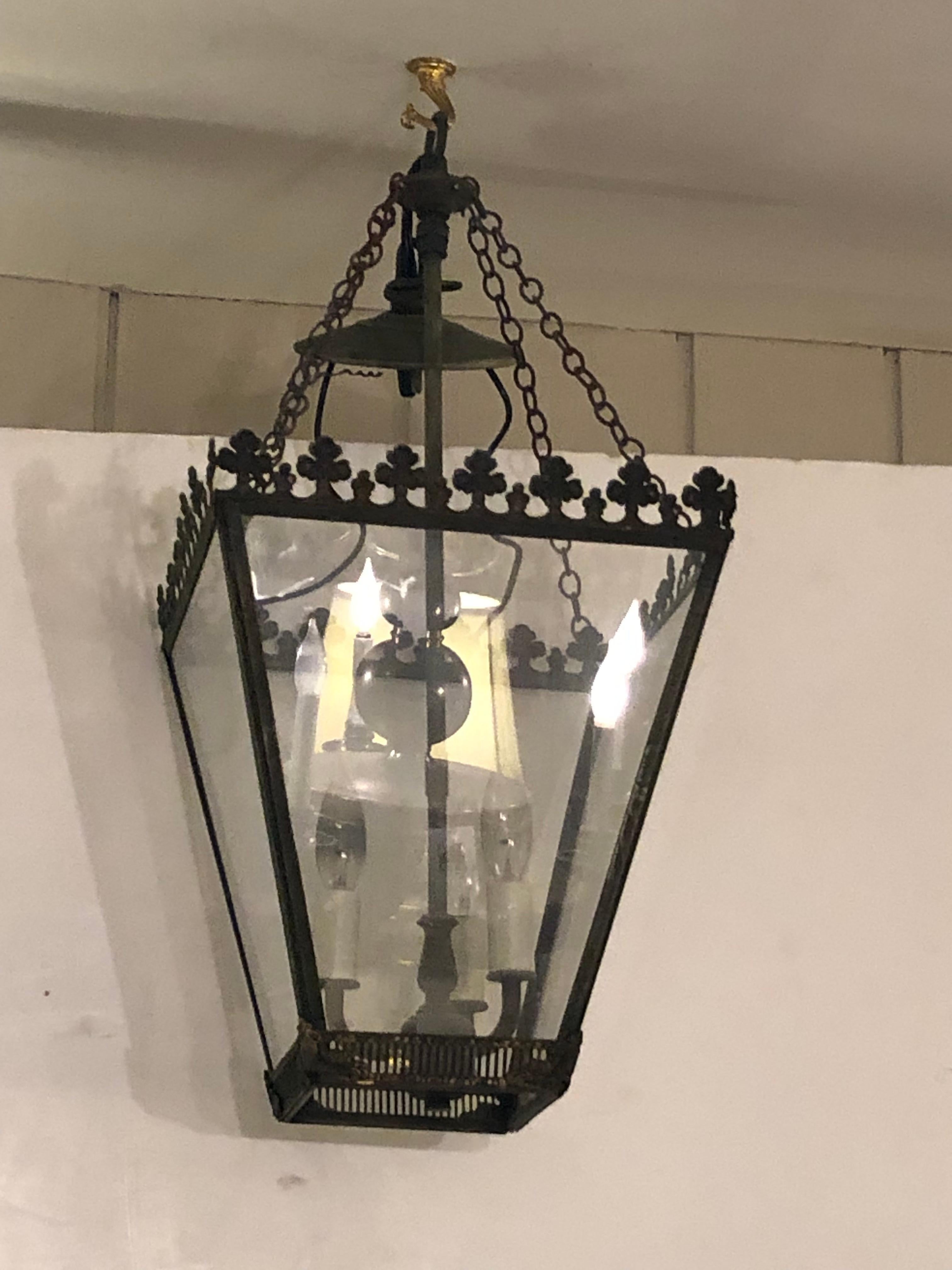 Vintage Dark Green Tole Iron & Glass Medium Sized Lantern Chandelier For Sale 1