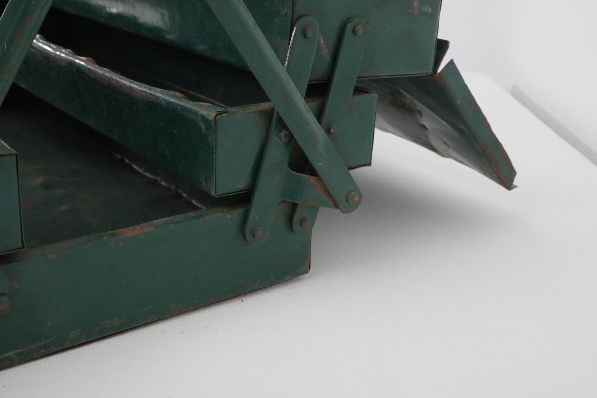 Vintage Dark Green Tool or Tackle Box For Sale 4