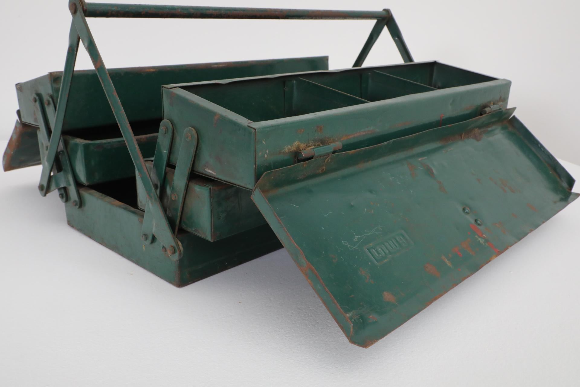 Vintage Dark Green Tool or Tackle Box For Sale 1