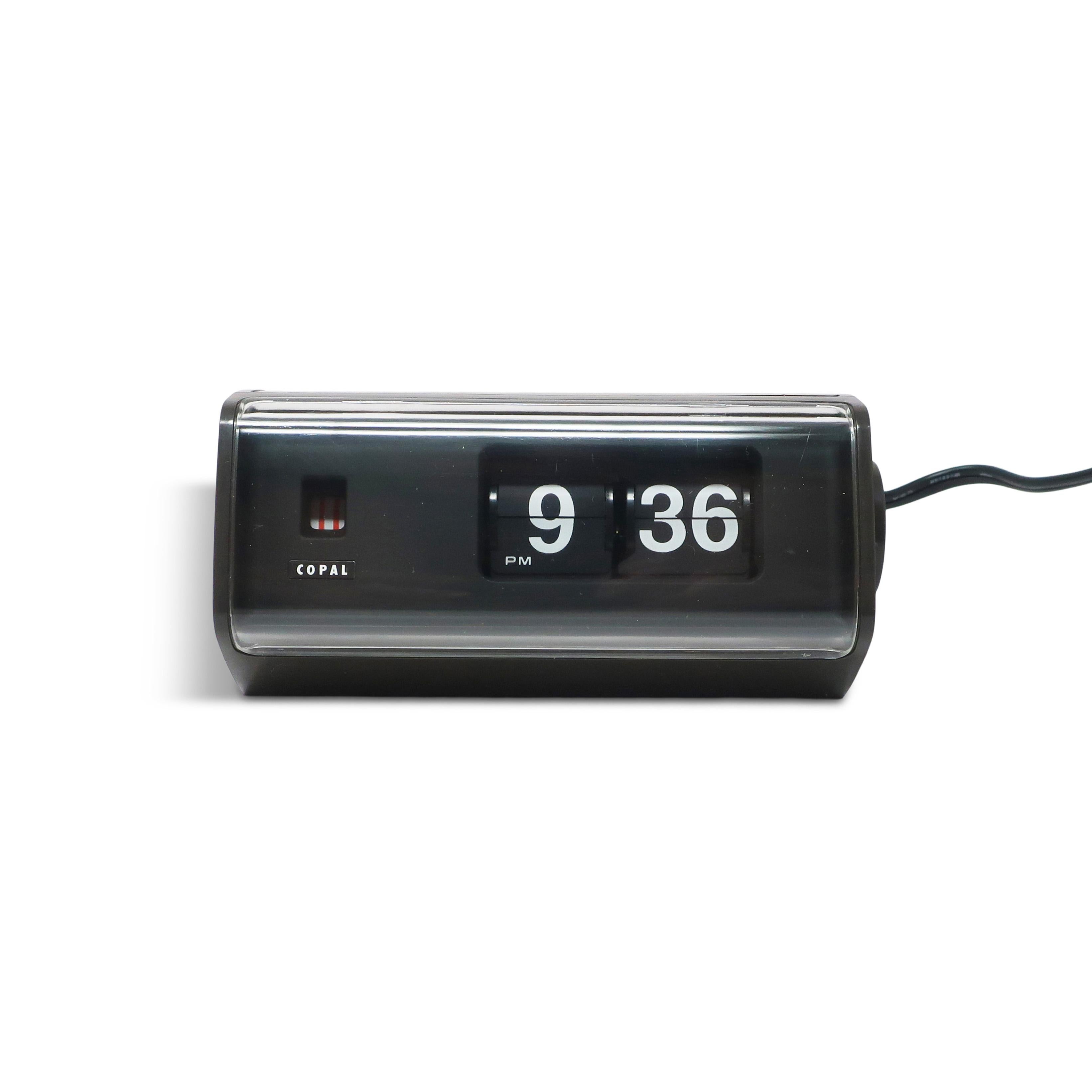 Plastica Copal Clock 222 d'epoca, grigio scuro, a ribalta in vendita