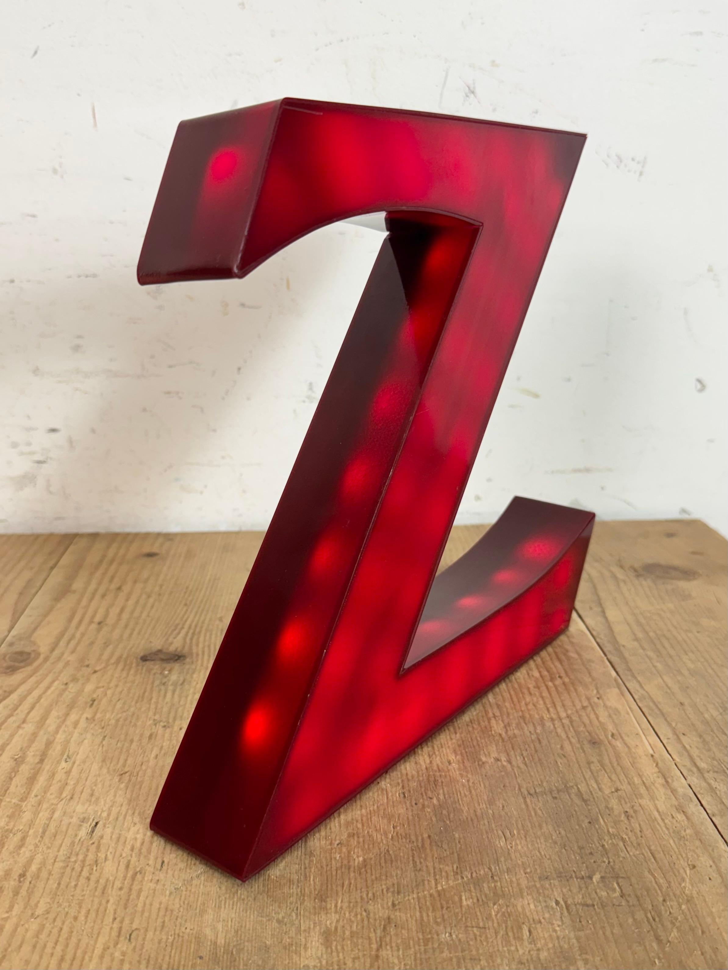 Lettre Z vintage illuminée en rouge foncé, années 1980 en vente 2