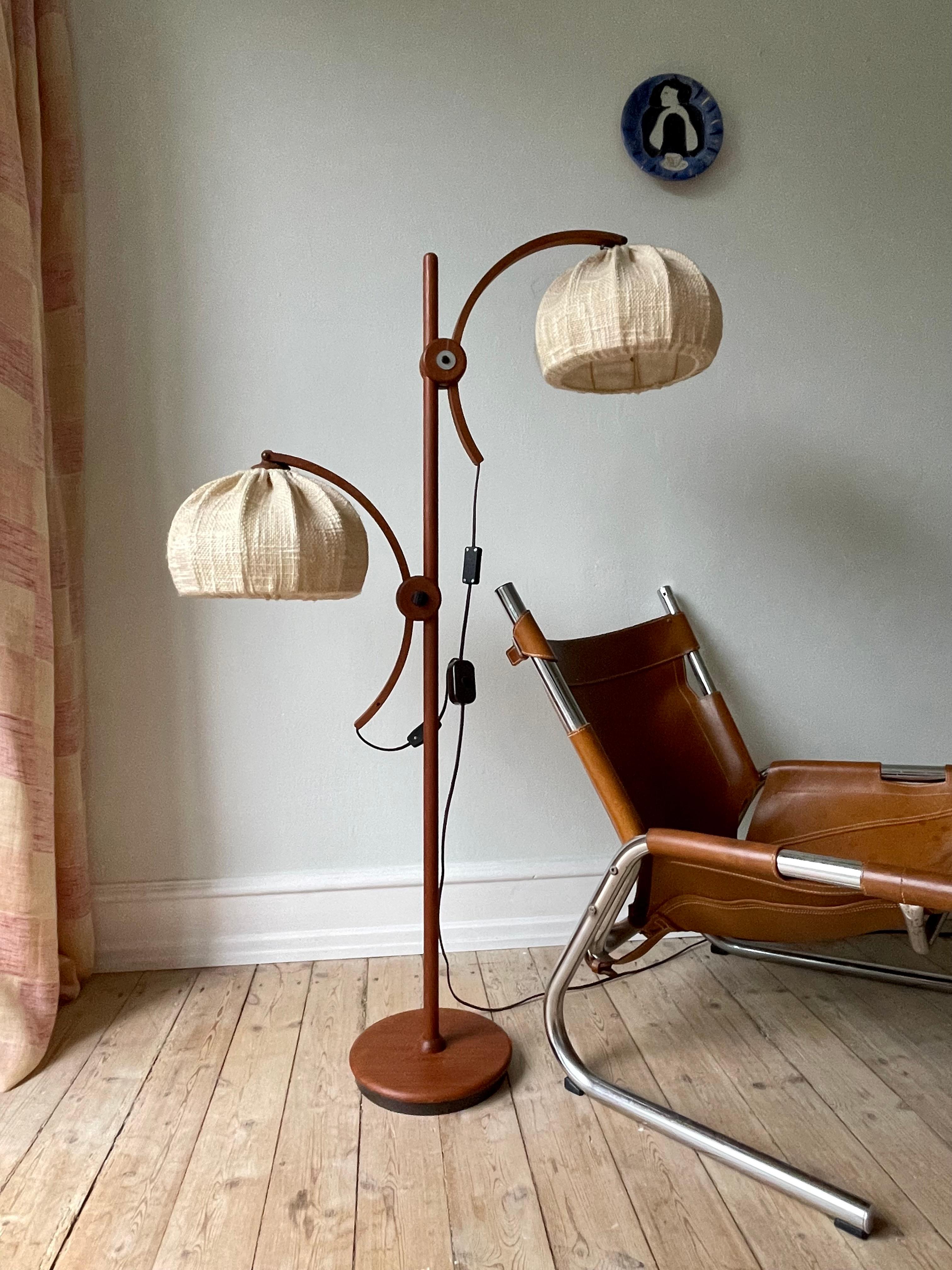 Vintage Dark Wood Adjustable Floor Lamp with Fabric Shades, 1960s For Sale 13