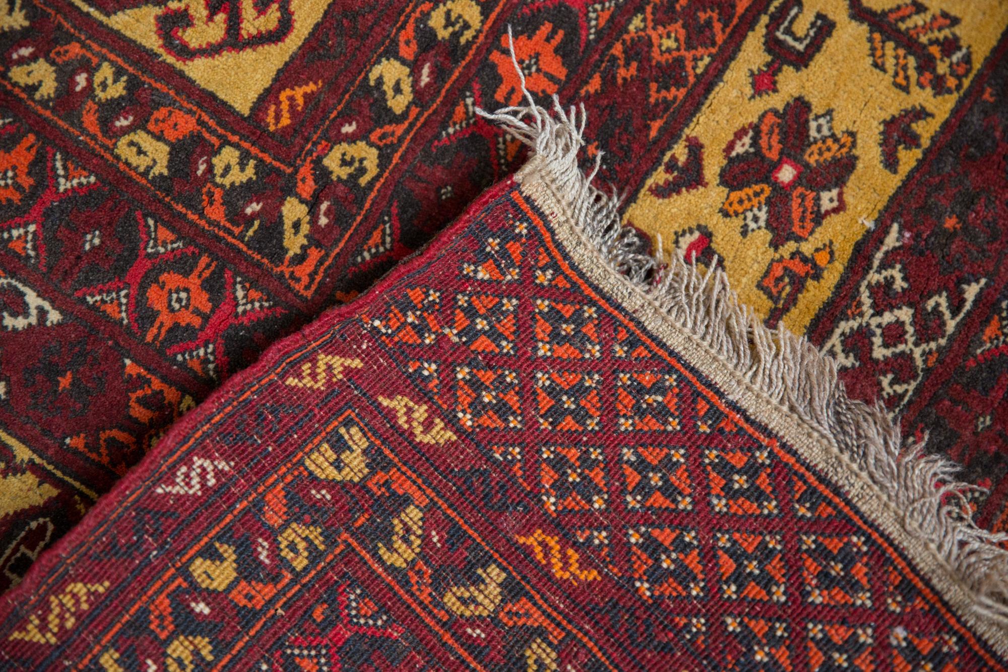 Vintage Daulatabad Carpet For Sale 2