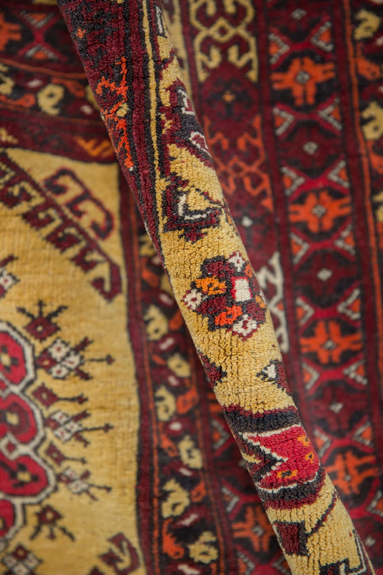 Vintage Daulatabad Carpet For Sale 3