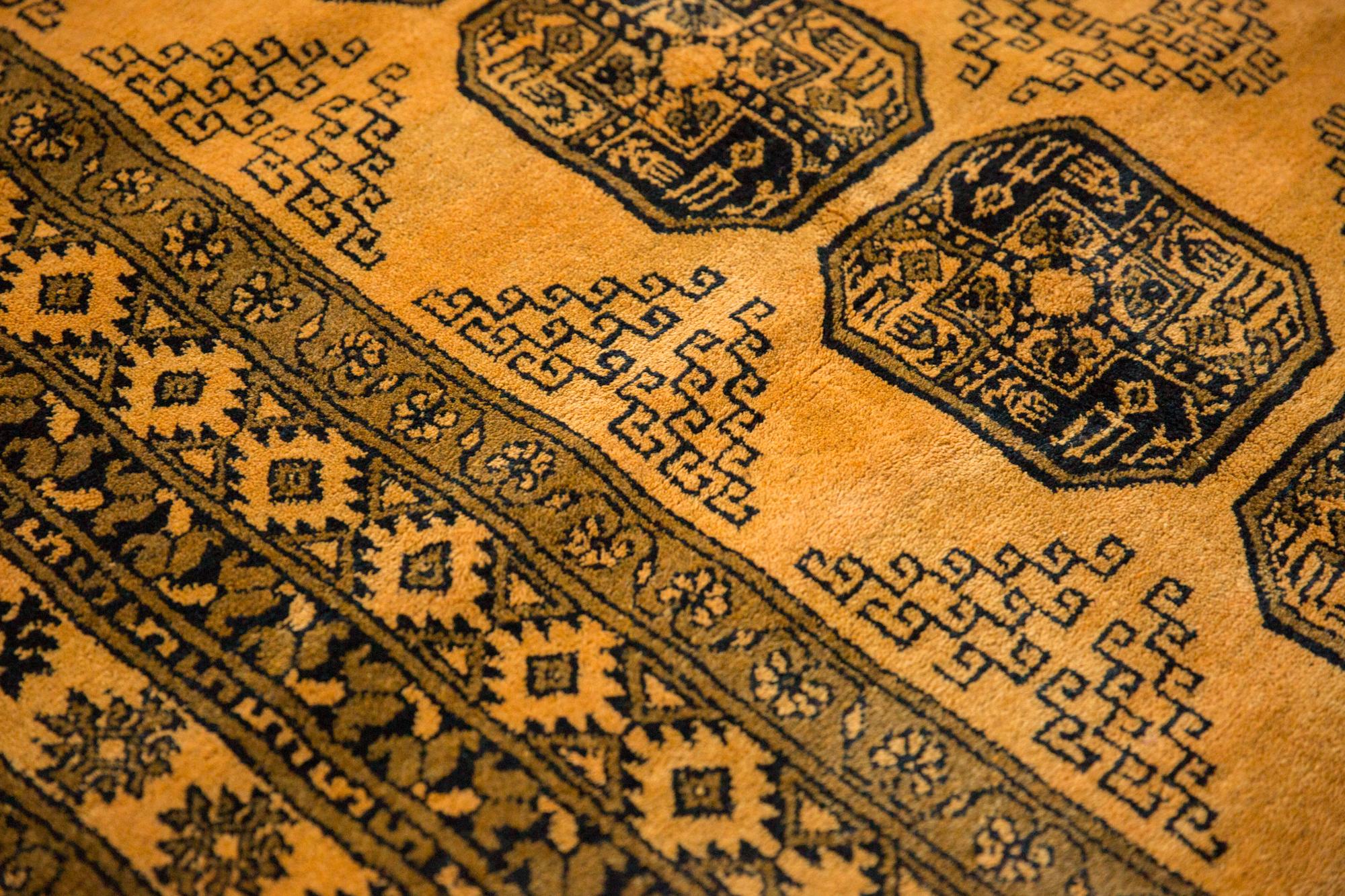 Vintage Daulatabad Carpet For Sale 4
