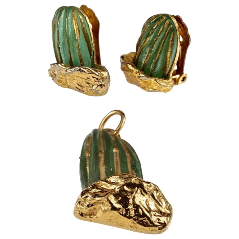 Vintage DAUM by HILTON McCONNICO Cactus Glass Earrings Pendant Necklace Set For Sale