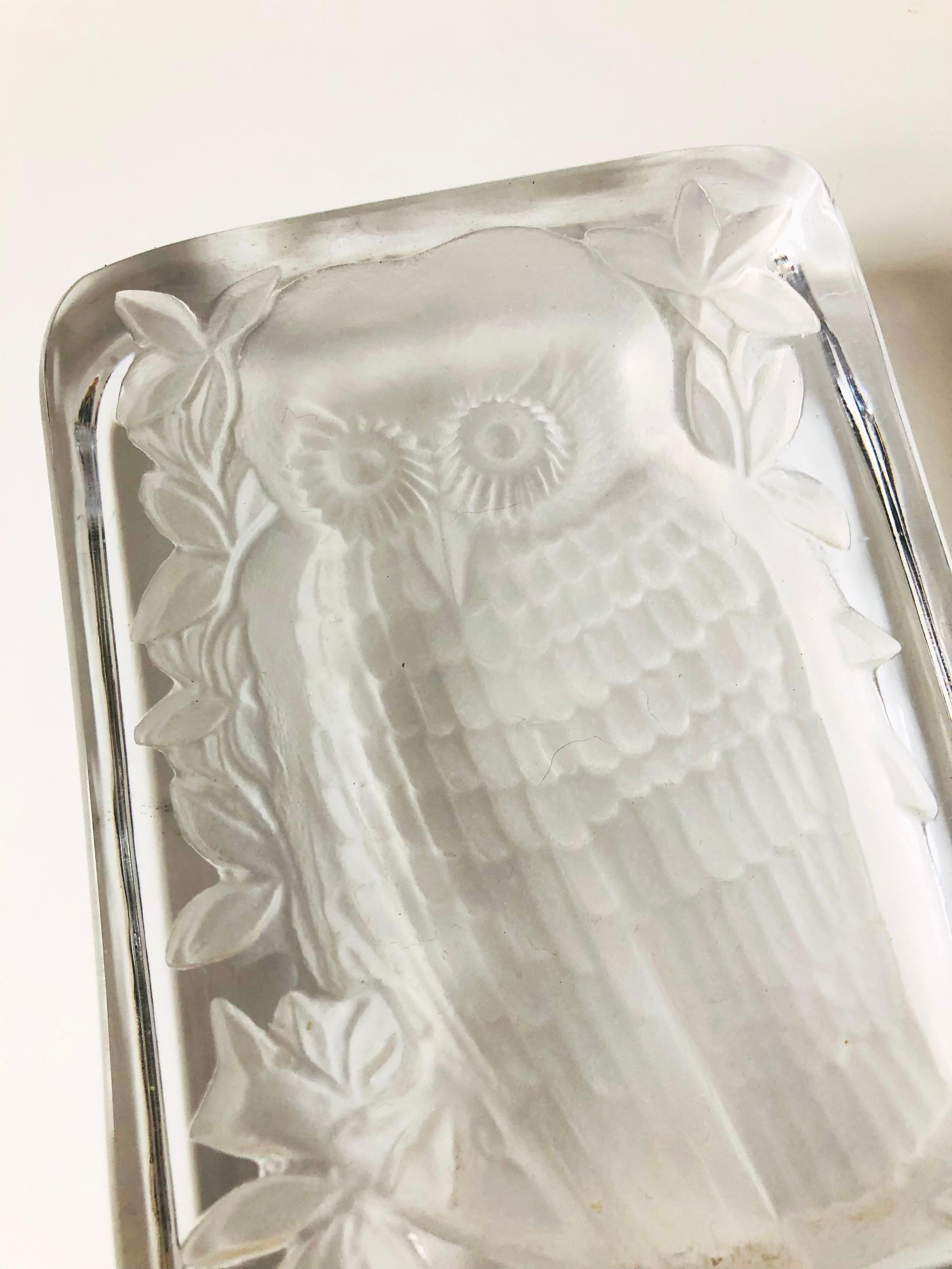Vintage Daum France Crystal Owl Paperweight In Good Condition In Vallejo, CA
