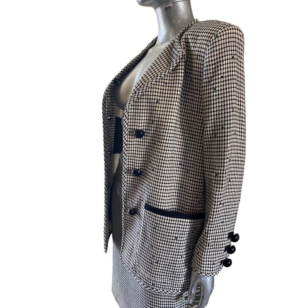 Vintage David Hayes Custom Made  Black & White Beaded Suit Size 8  For Sale 6