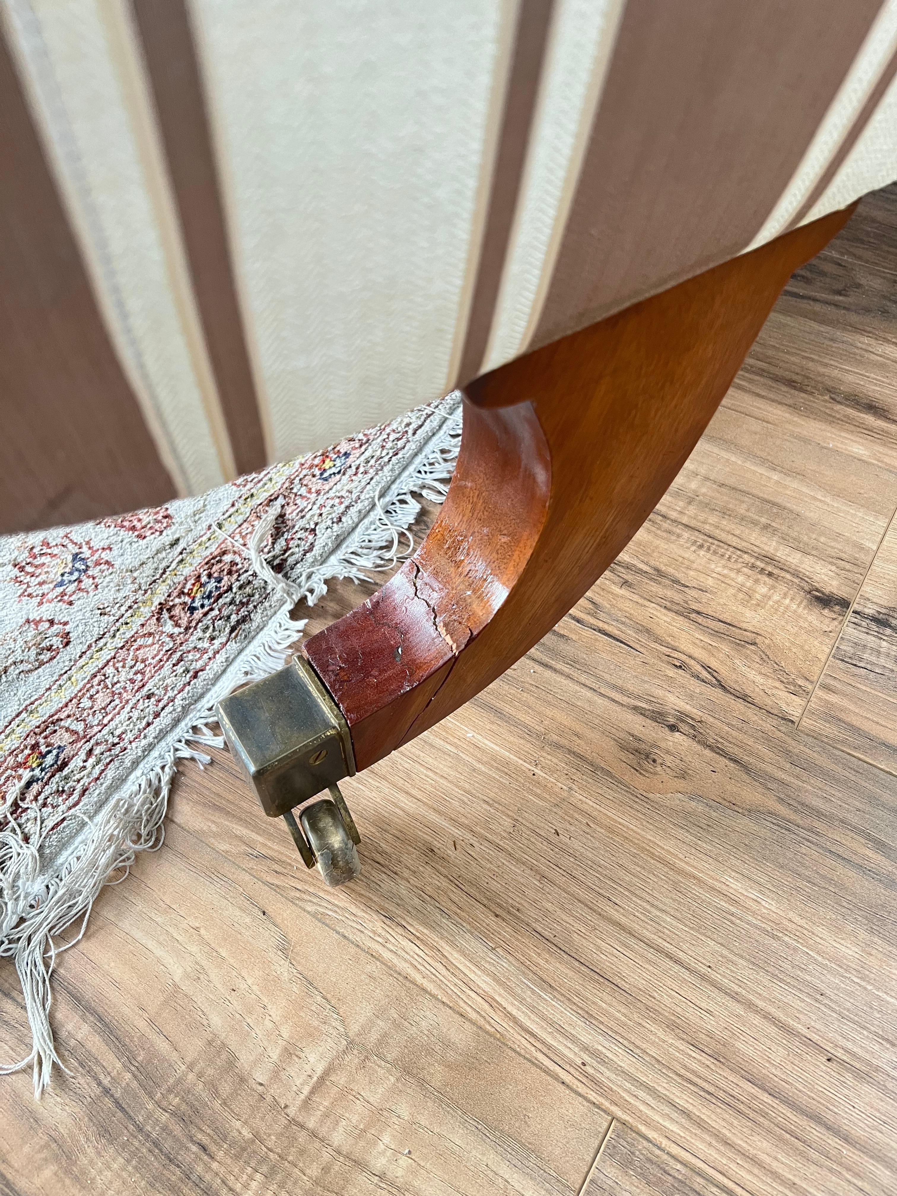 Divano vintage in stile Reggenza in mogano di David Salmon Furnishers in vendita 2