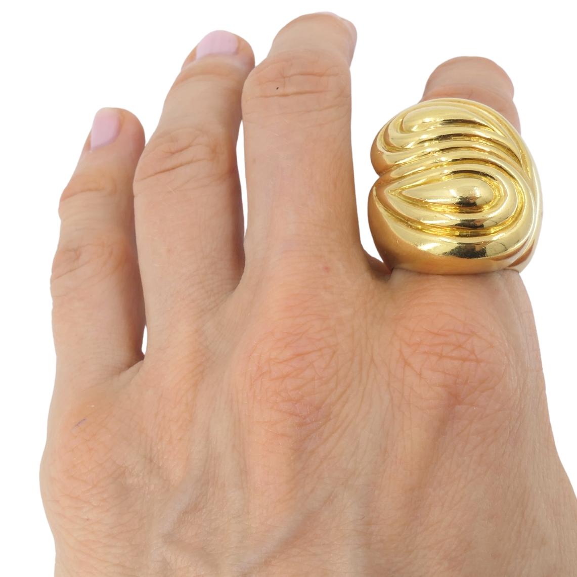 David Webb d'epoca, anello da cocktail in oro 18 carati con design scultoreo in vendita 6