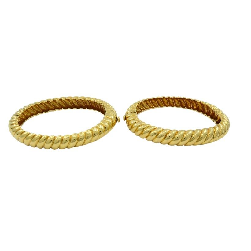 Paire de bracelets vintage en or 18k de David David Excellent état - En vente à Beverly Hills, CA