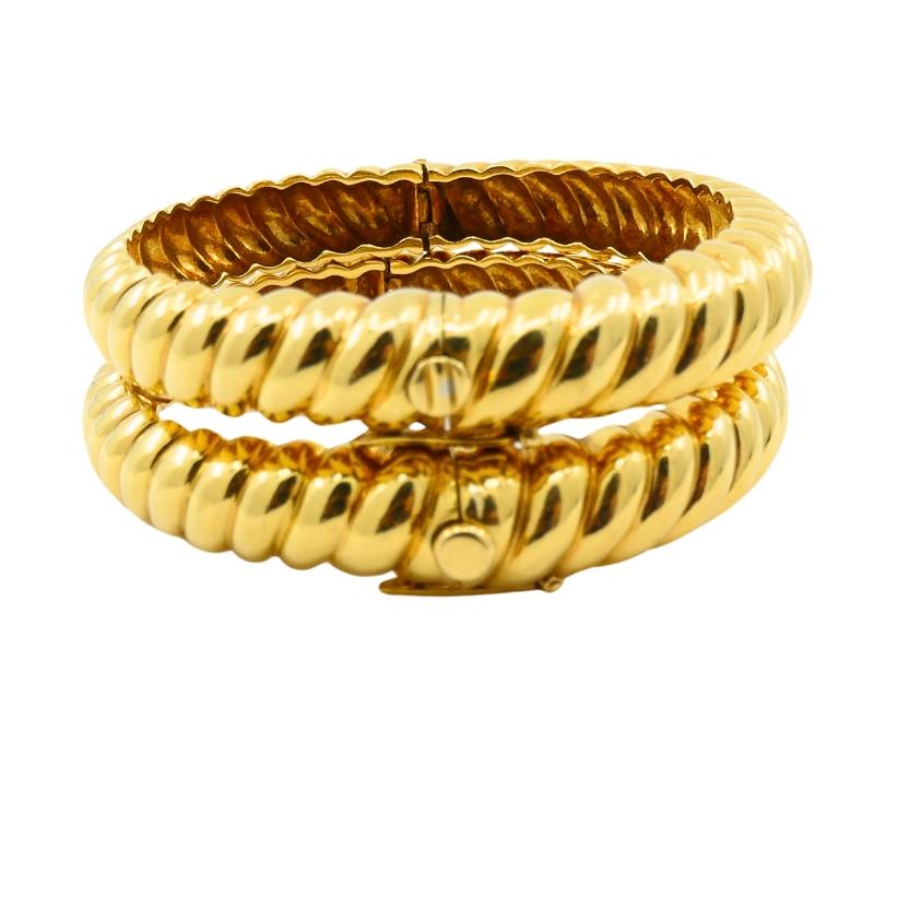 Paire de bracelets vintage en or 18k de David David en vente 1