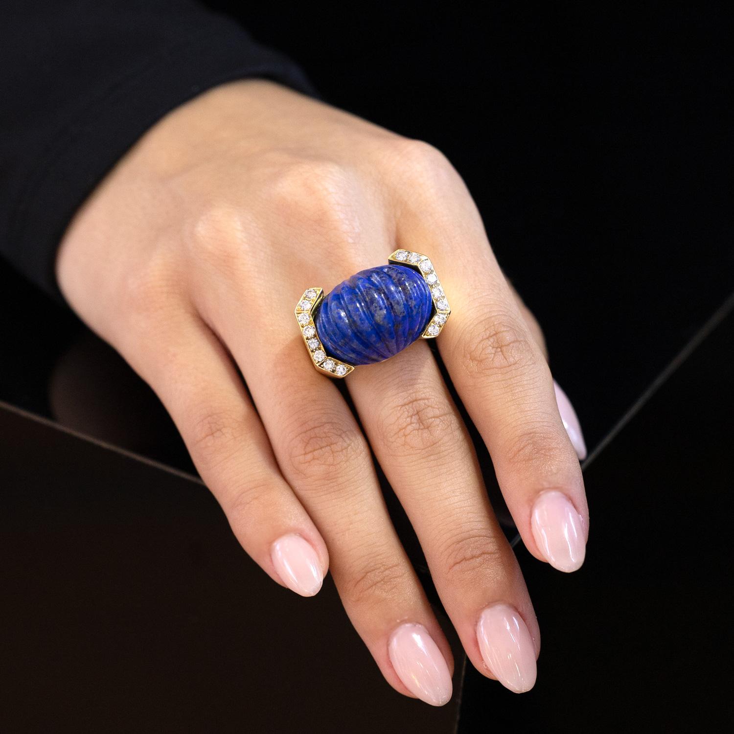 Rétro Vintage David Webb Anello a cupola con lapis e diamanti intagliati 18k in vendita