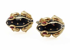 Vintage David Webb Frog Ruby Black Enamel Yellow Gold Cufflinks