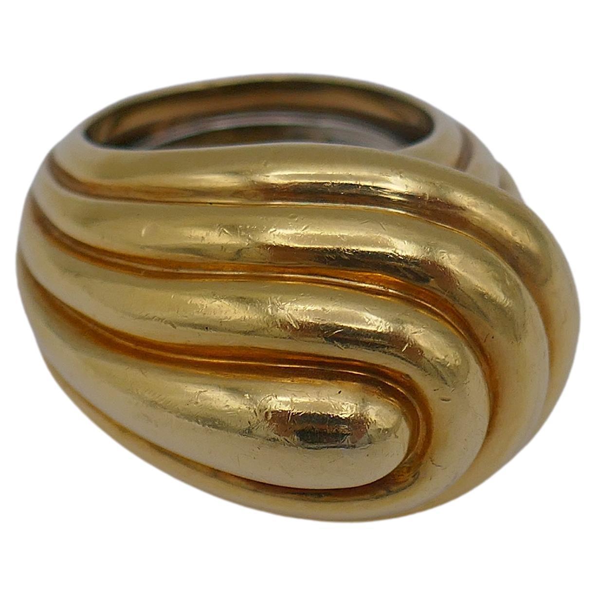 Women's or Men's Vintage David Webb Gold Ring Cocktail Swirl