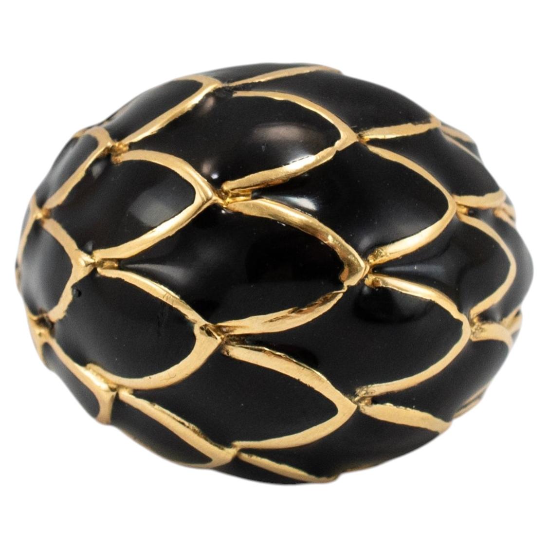 Pre-owned David Webb Vintage Leaf Motif 18k Yellow Gold Black Enamel Dome Cocktail Ring