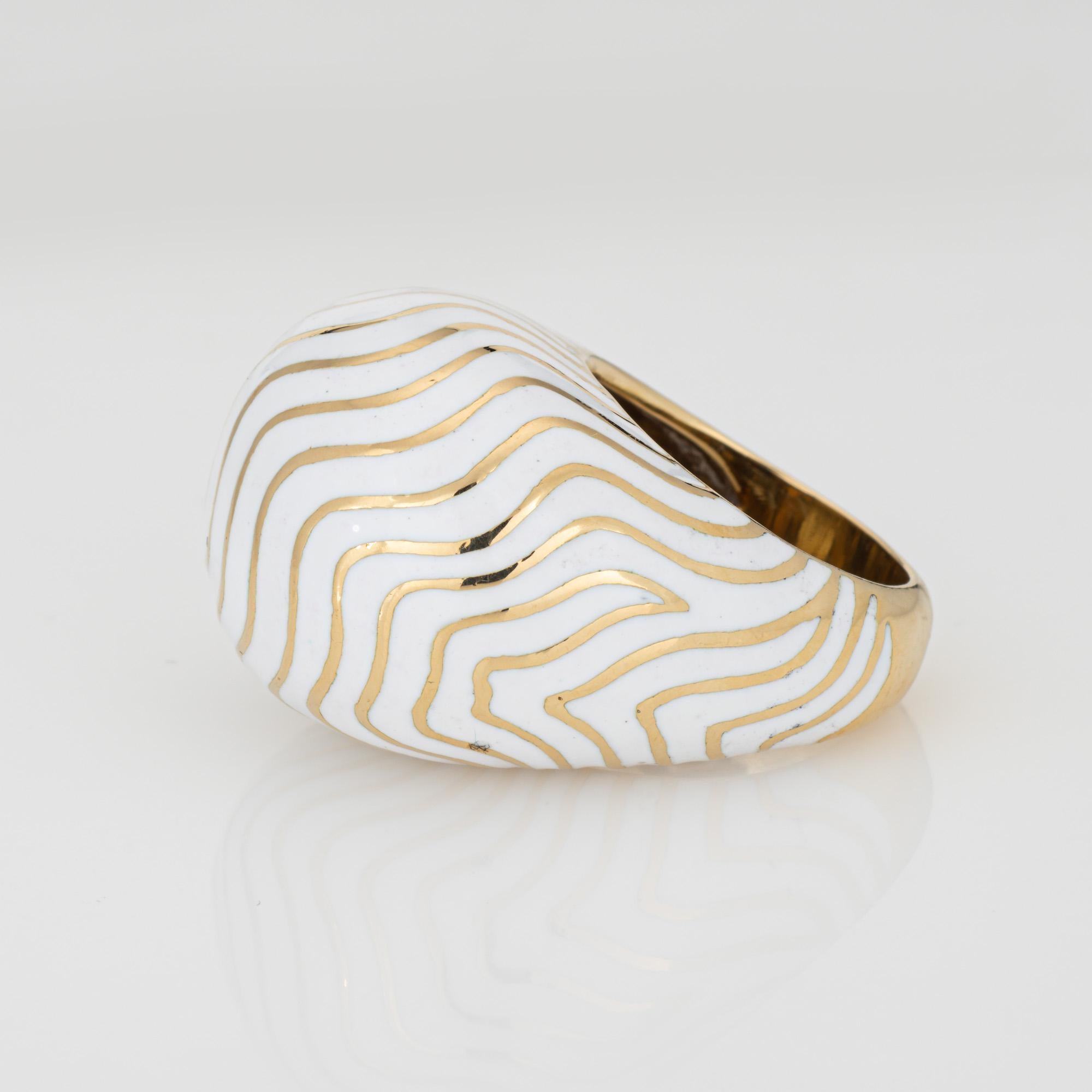Vintage David Webb Ring White Enamel Bombe Dome Sz 6 Estate Fine Jewelry In Good Condition For Sale In Torrance, CA