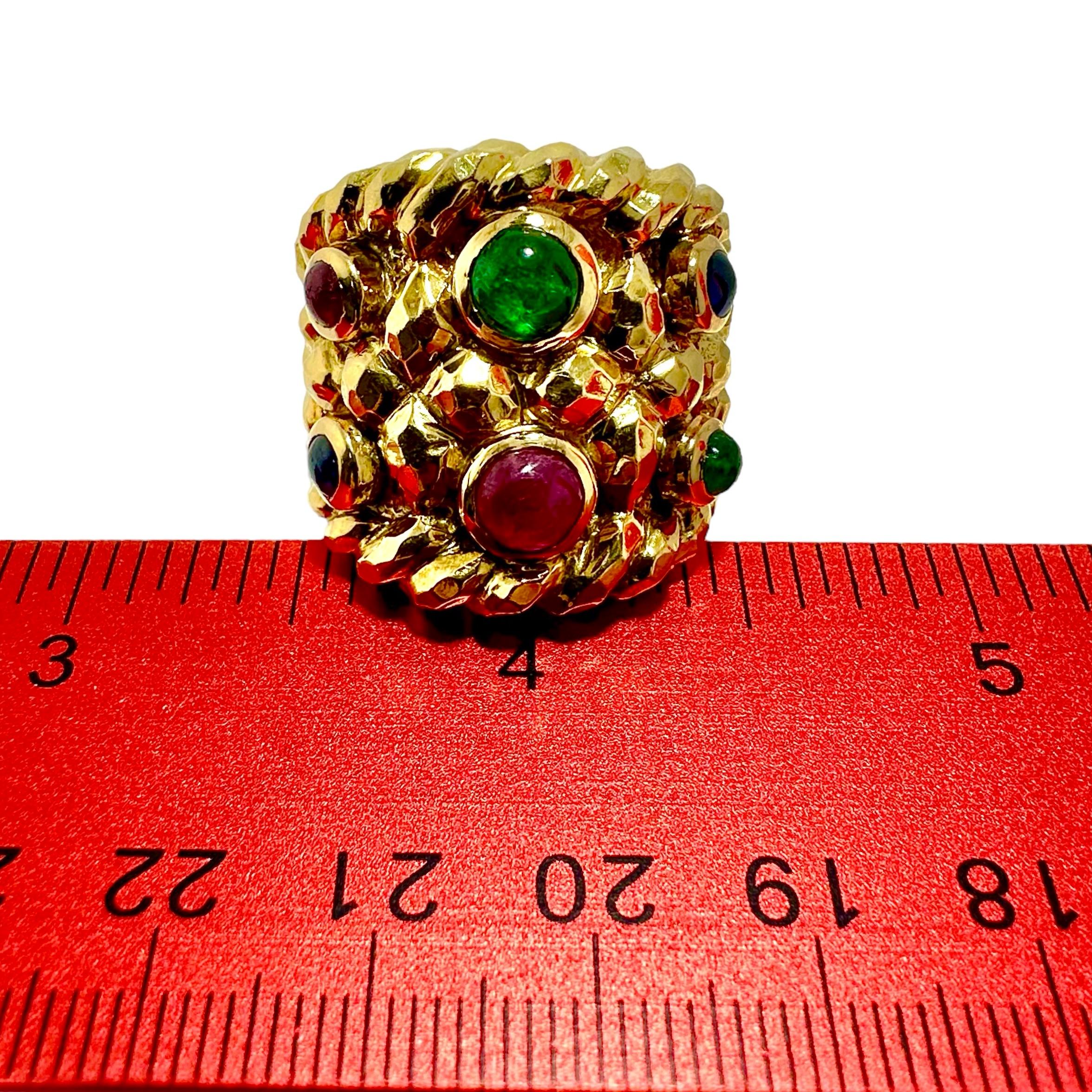 Vintage David Webb Yellow Gold Emerald, Sapphire and Ruby Ring 3