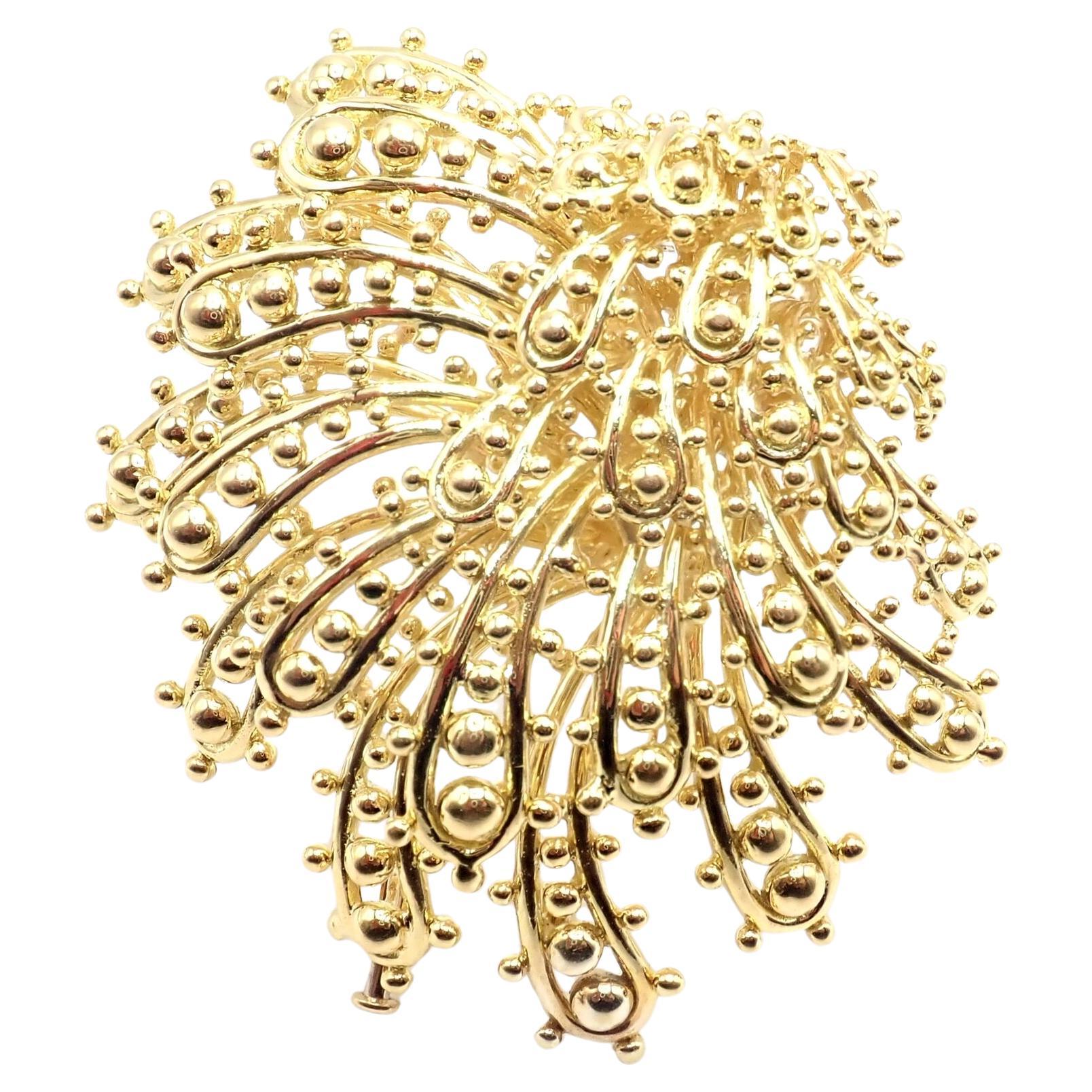 Vintage David Webb Yellow Gold Large Pin Brooch For Sale