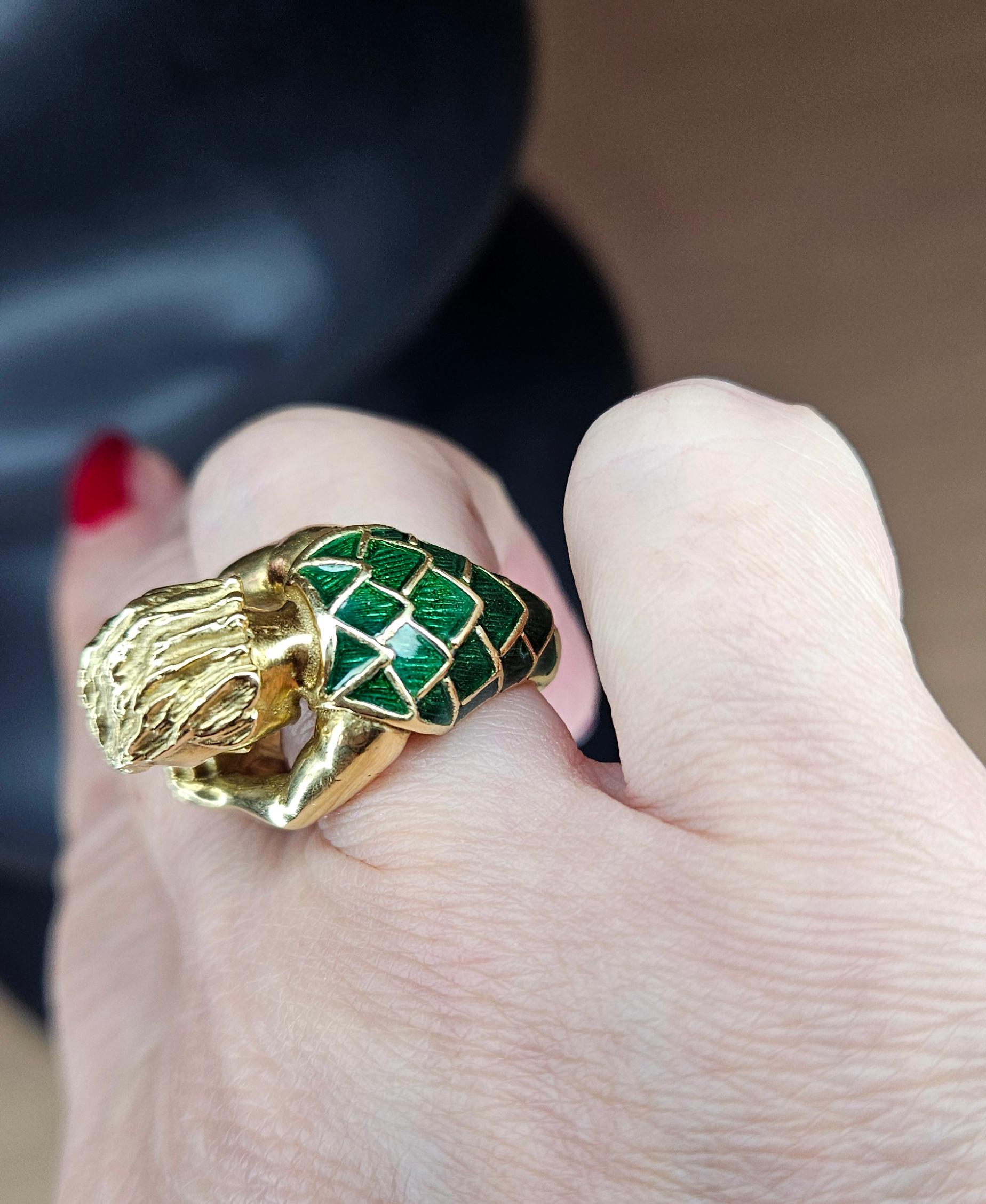 Vintage David Webb’s Aquarius Zodiac 18K Yellow Gold Green Enamel Ring, 1970s For Sale 14