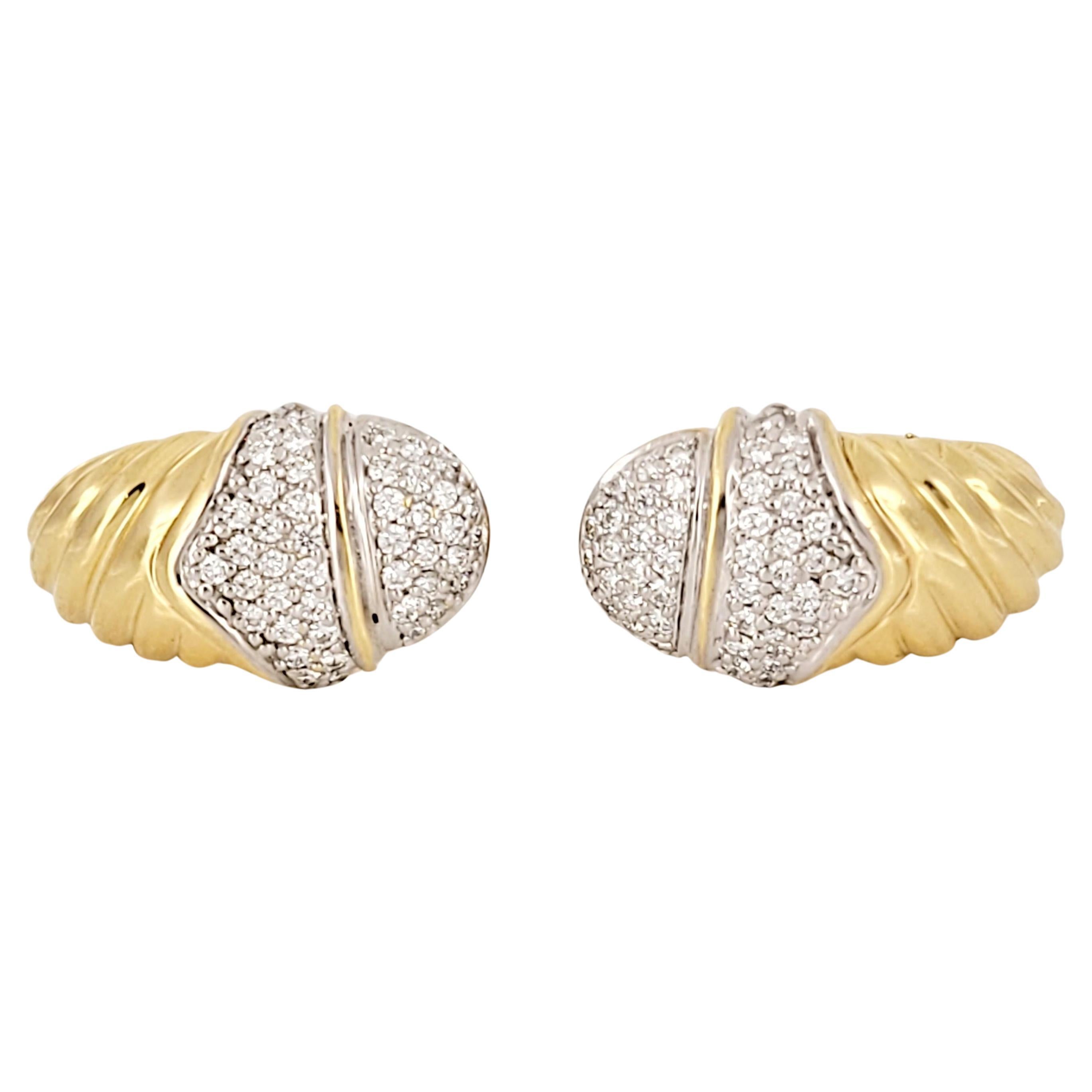 Brand David Yurman
Style Shrimp Omega Back
Material 18K yellow Gold 
Diamonds 3.00ct
Diamond Clarity VS
Color Grade G
Earring Dimension 23.6 X 13mm 
Earring Weight 18.7gr 
Condition Mint. Like New
Comes with David Yurman Earring Box 
Retail Price