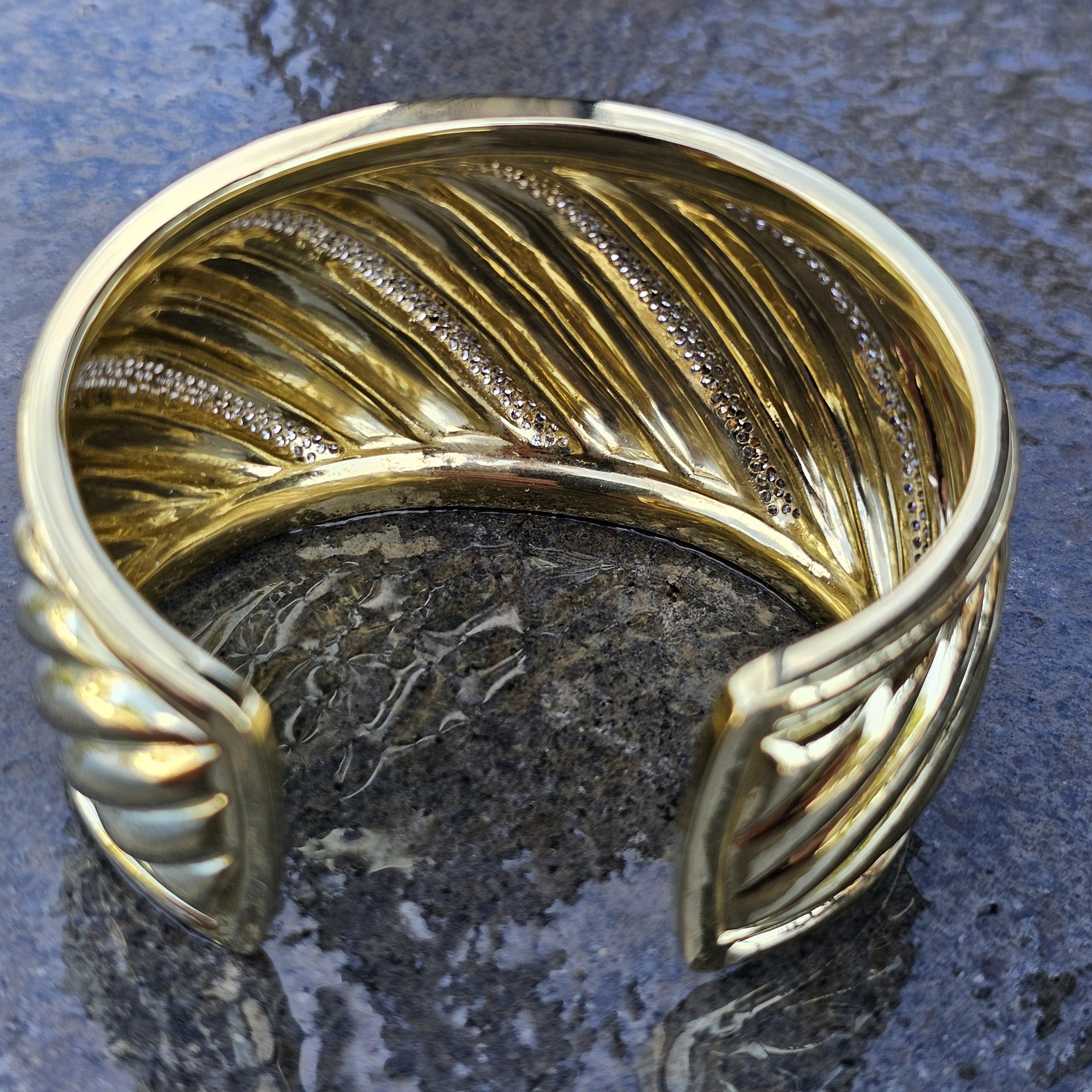 David Yurman d'epoca in oro massiccio 112g 18k Bracciale con 4 file di diamanti intagliati in vendita 6