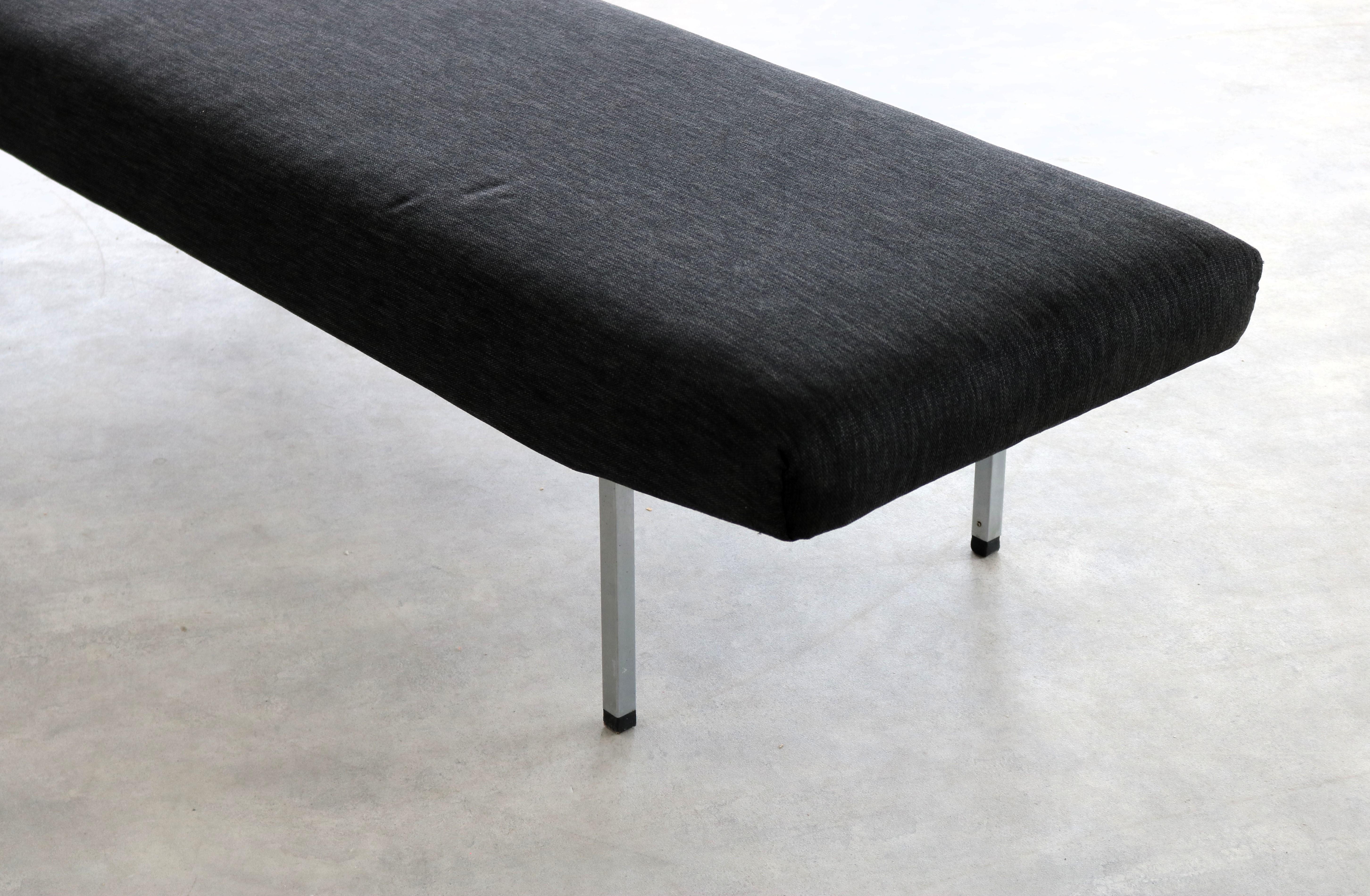 lit de jour vintage  banc  1960s  période  1960s en vente 1