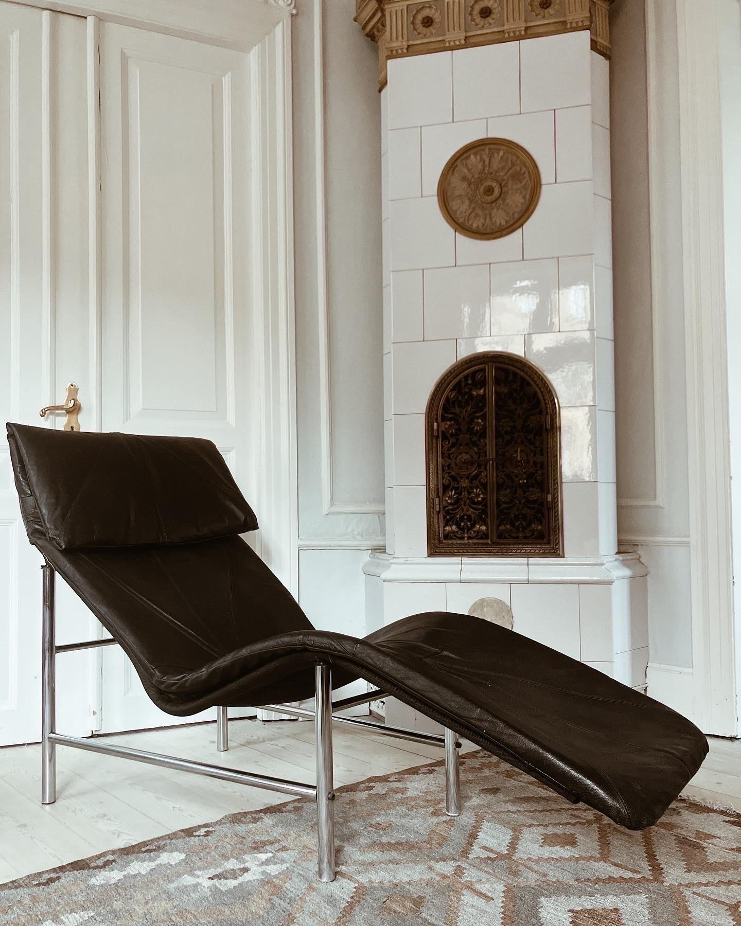 Modern Vintage daybed in faux black leather by Tord Björklund for IKEA 